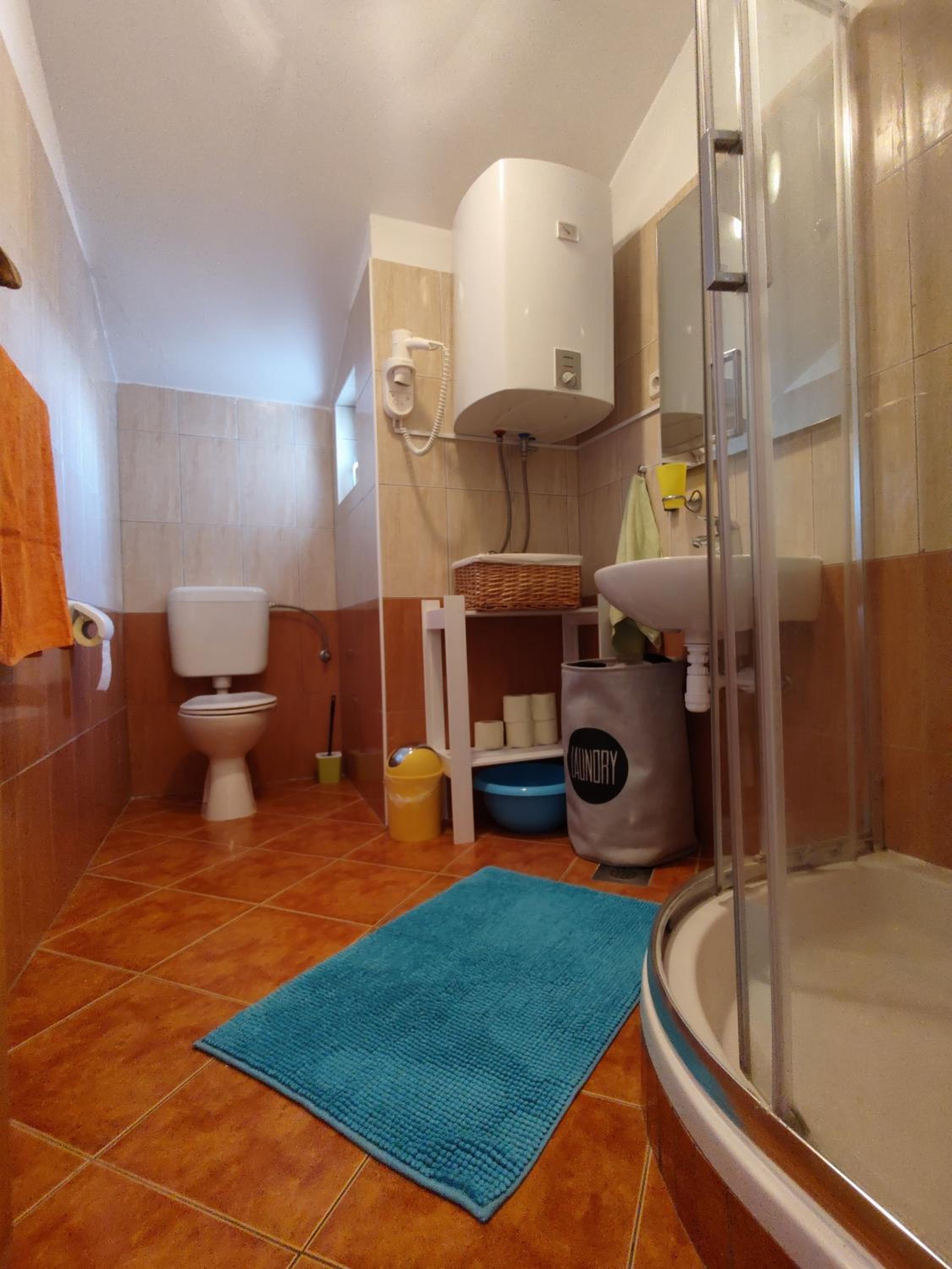 Apartment with Sea View - Photo 9