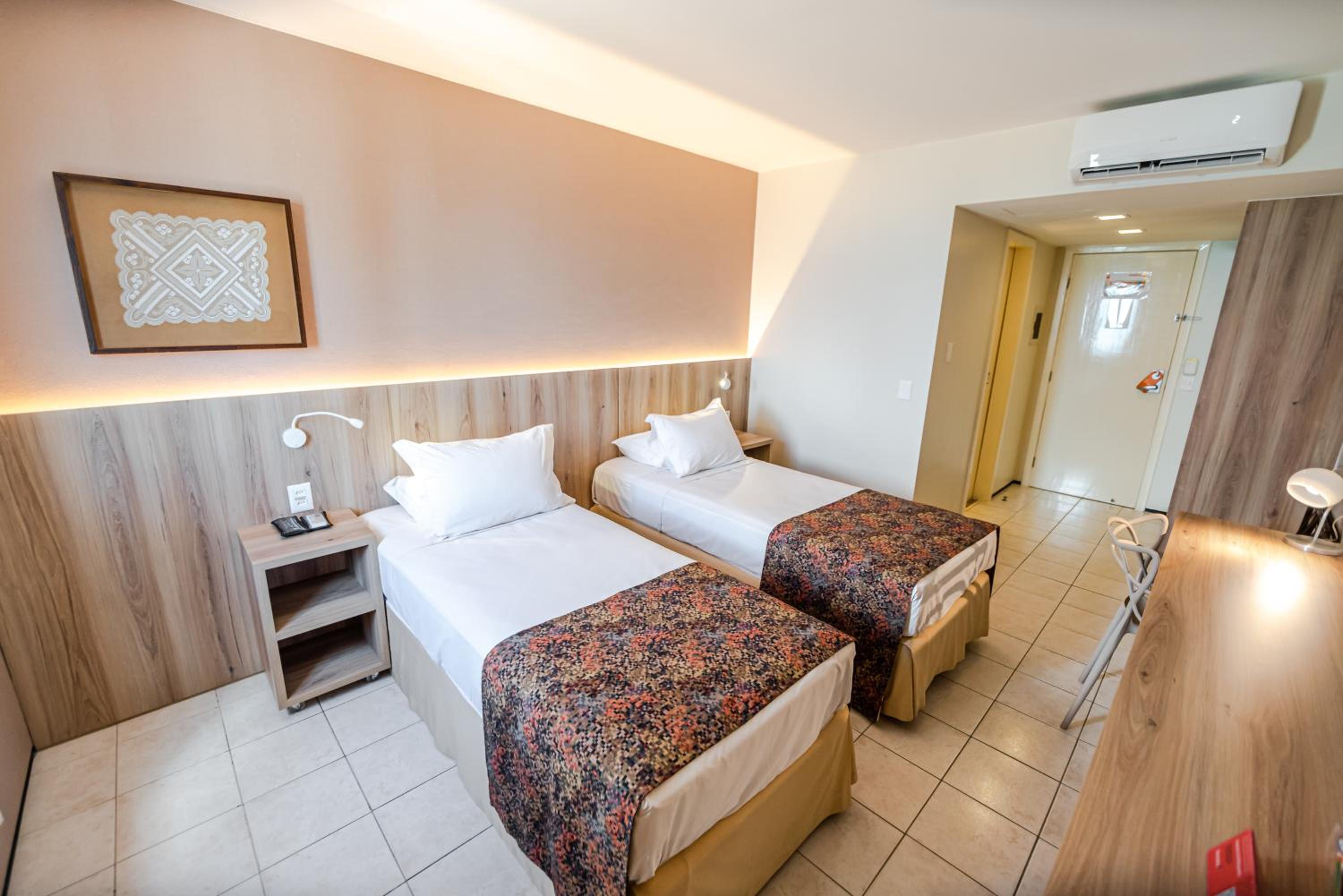 Superior Twin Room - Photo 5