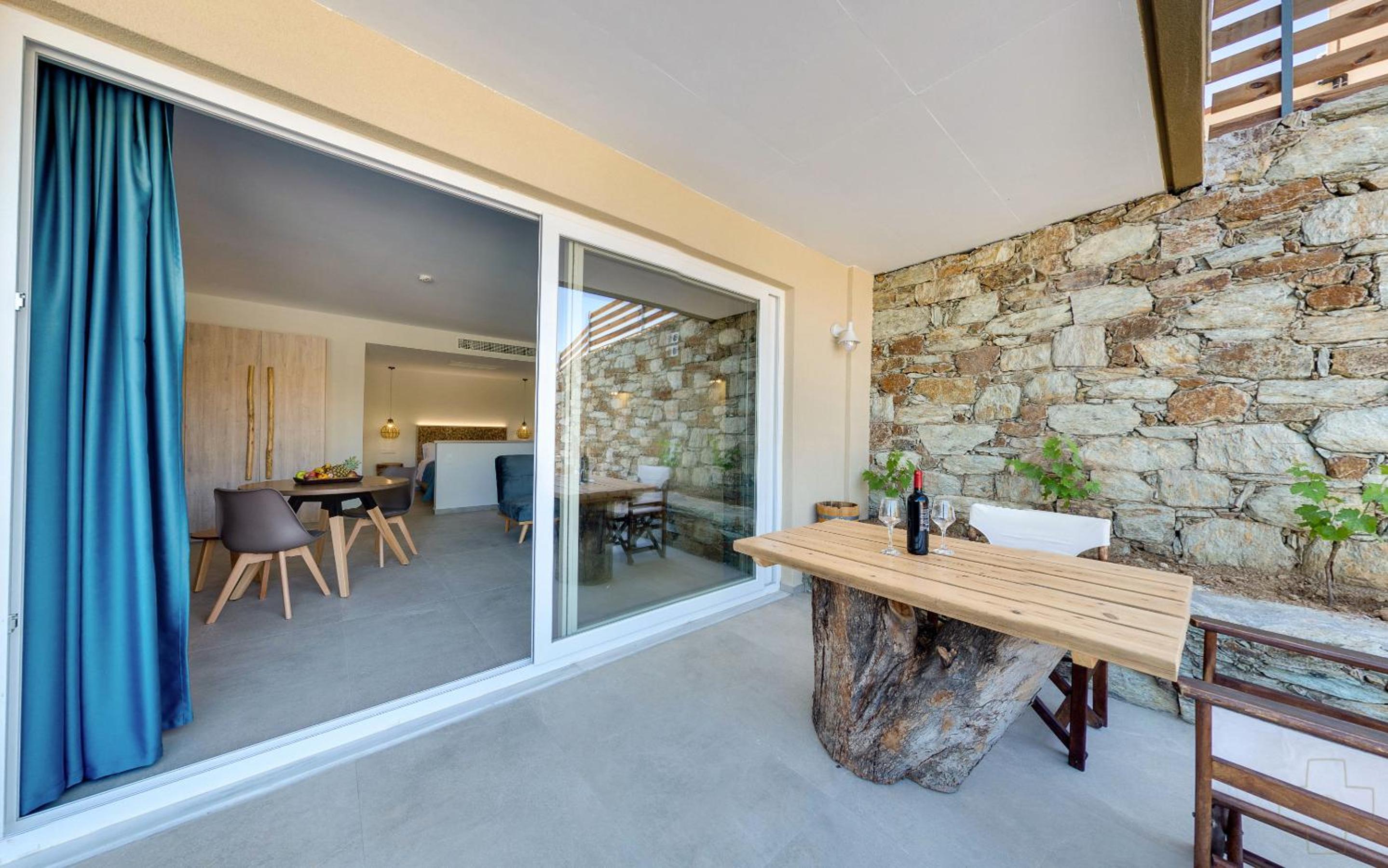 Queen Suite with Sea View photo 3