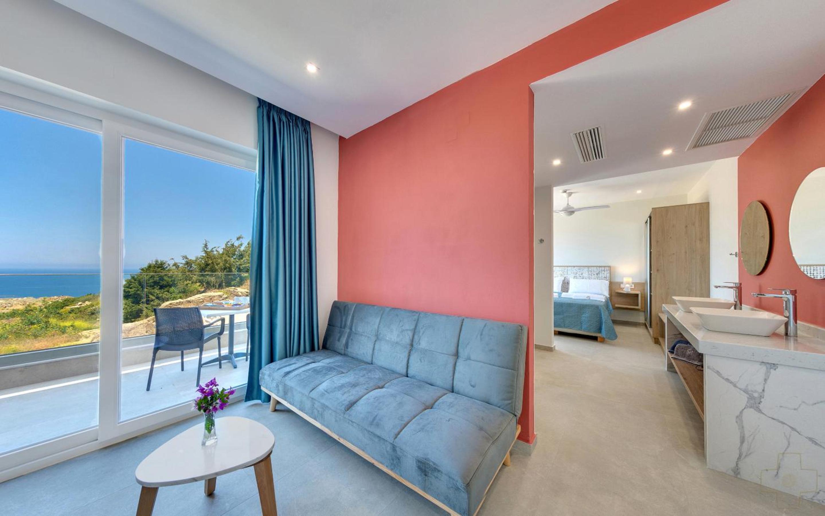 Suite with Hot Tub