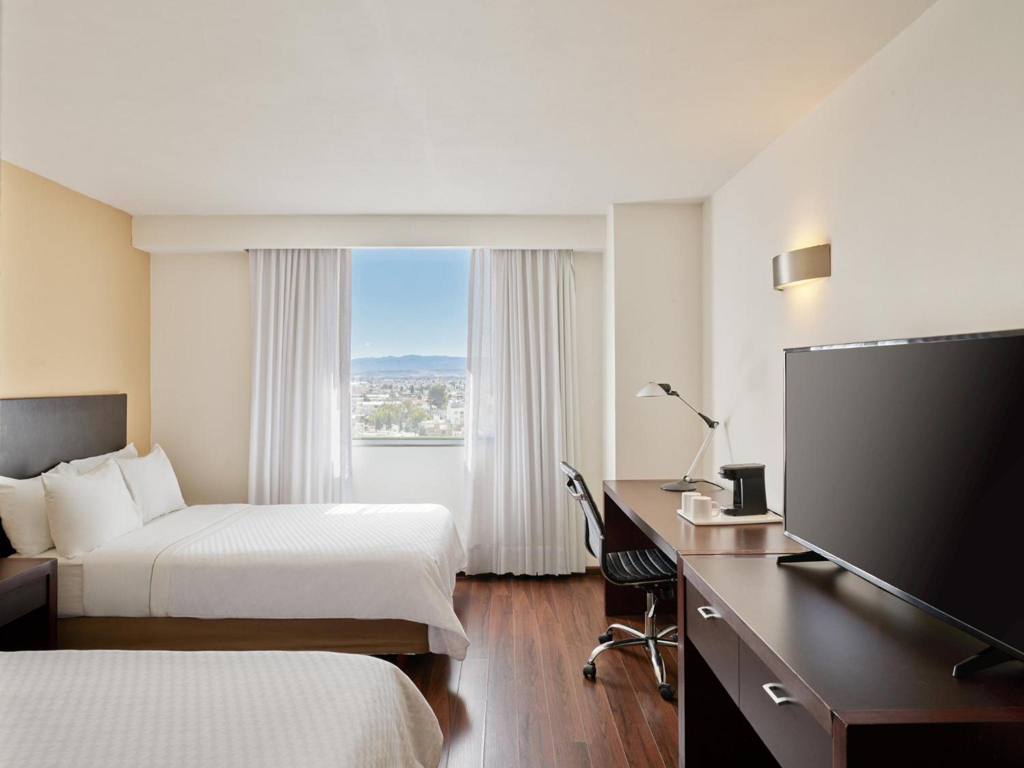 Superior Double Room - Photo 1