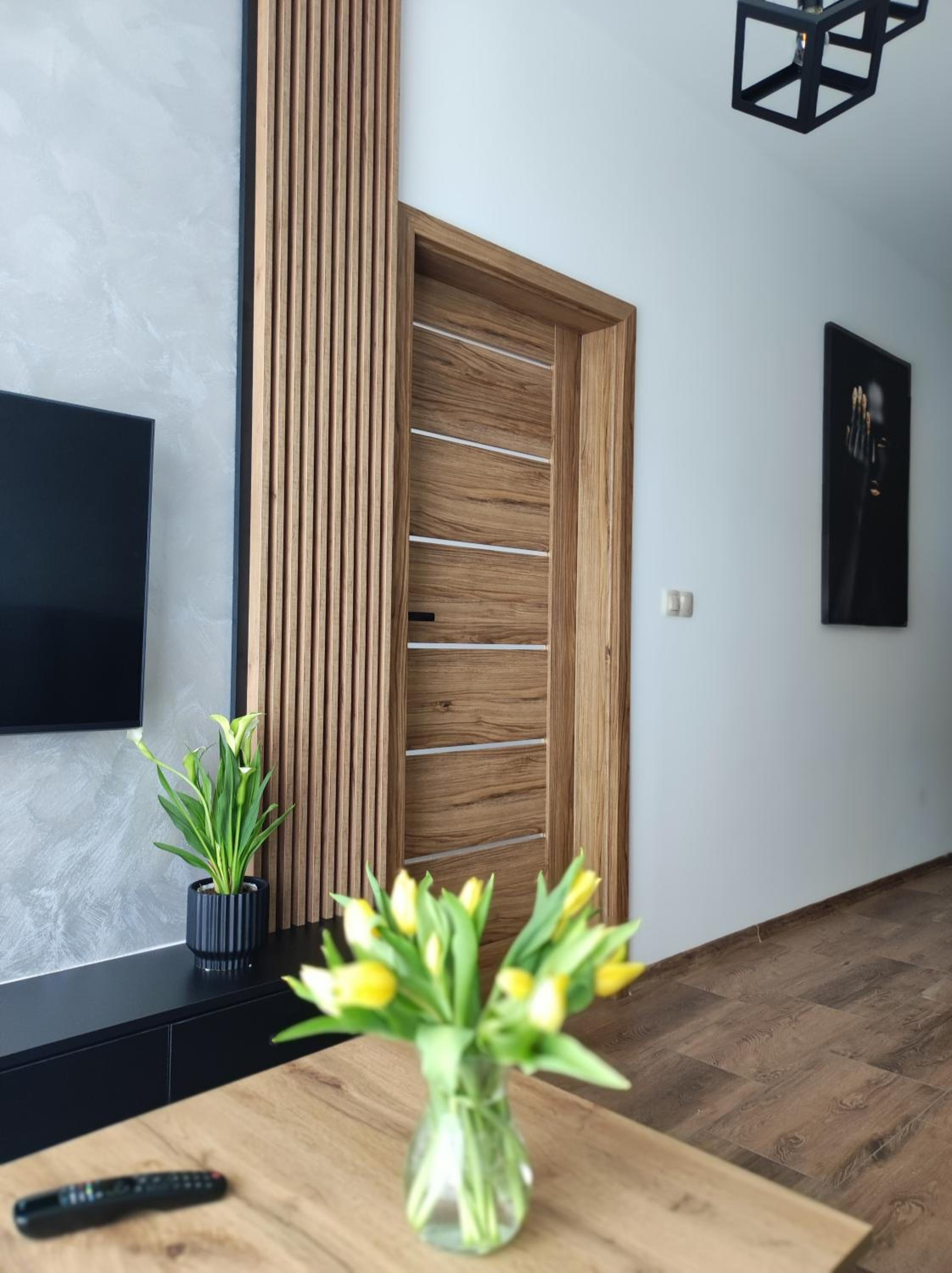 One-Bedroom Apartment - Photo 8
