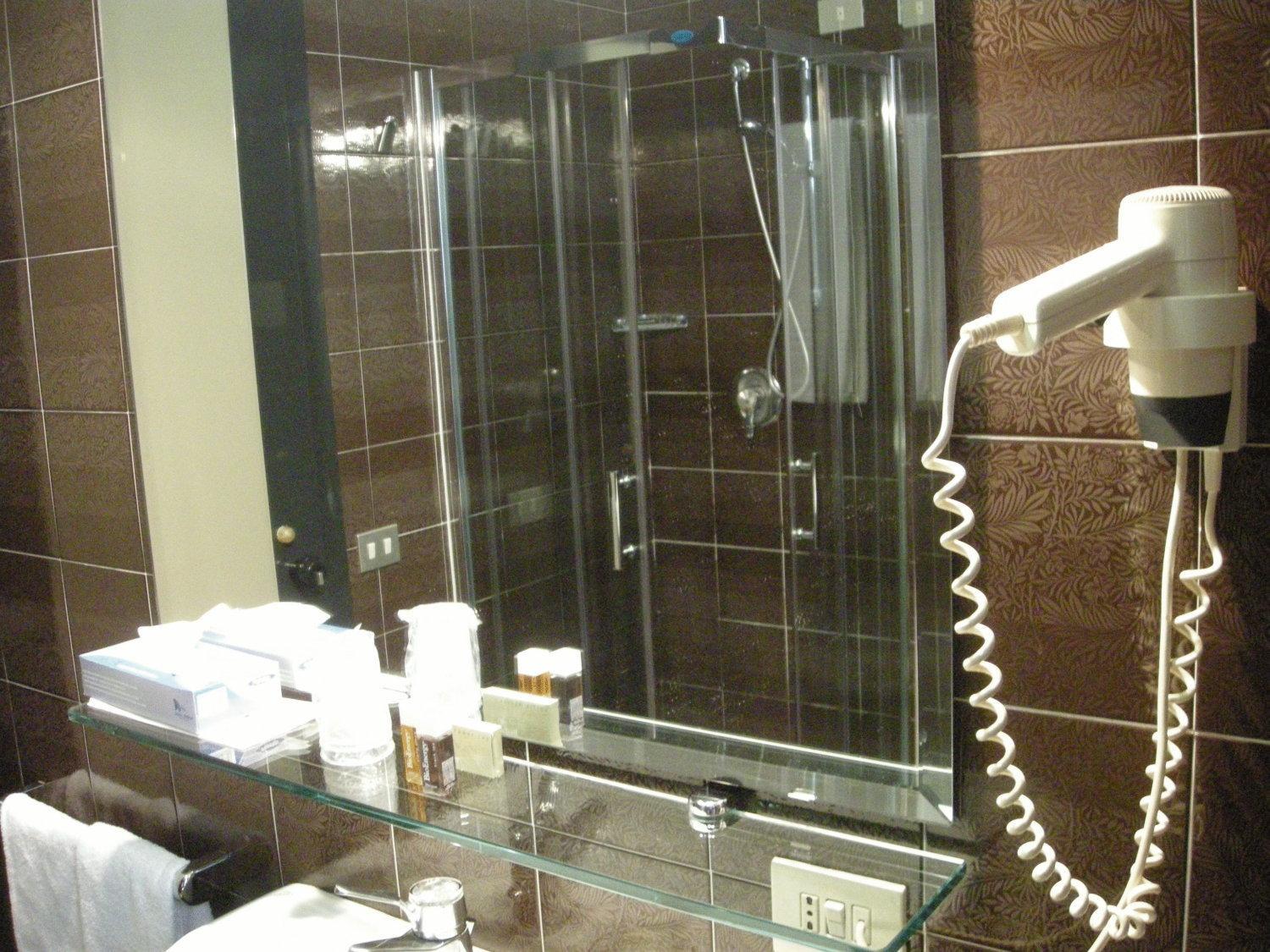 Double Room - Photo 5