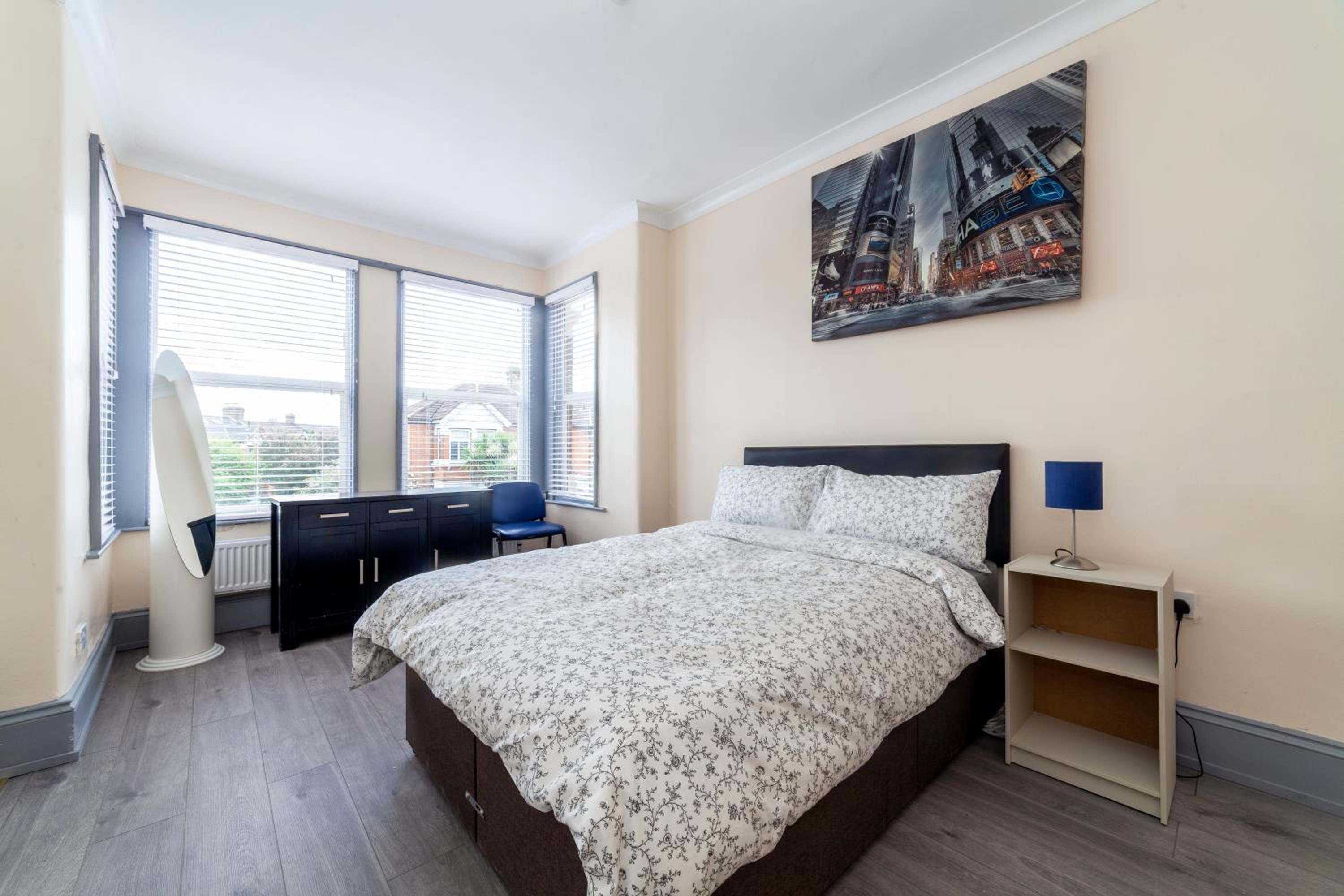 Double Room With Private Bathroom photo 1