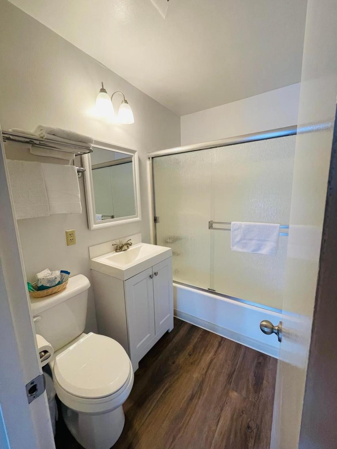 Family Suite - Photo 10