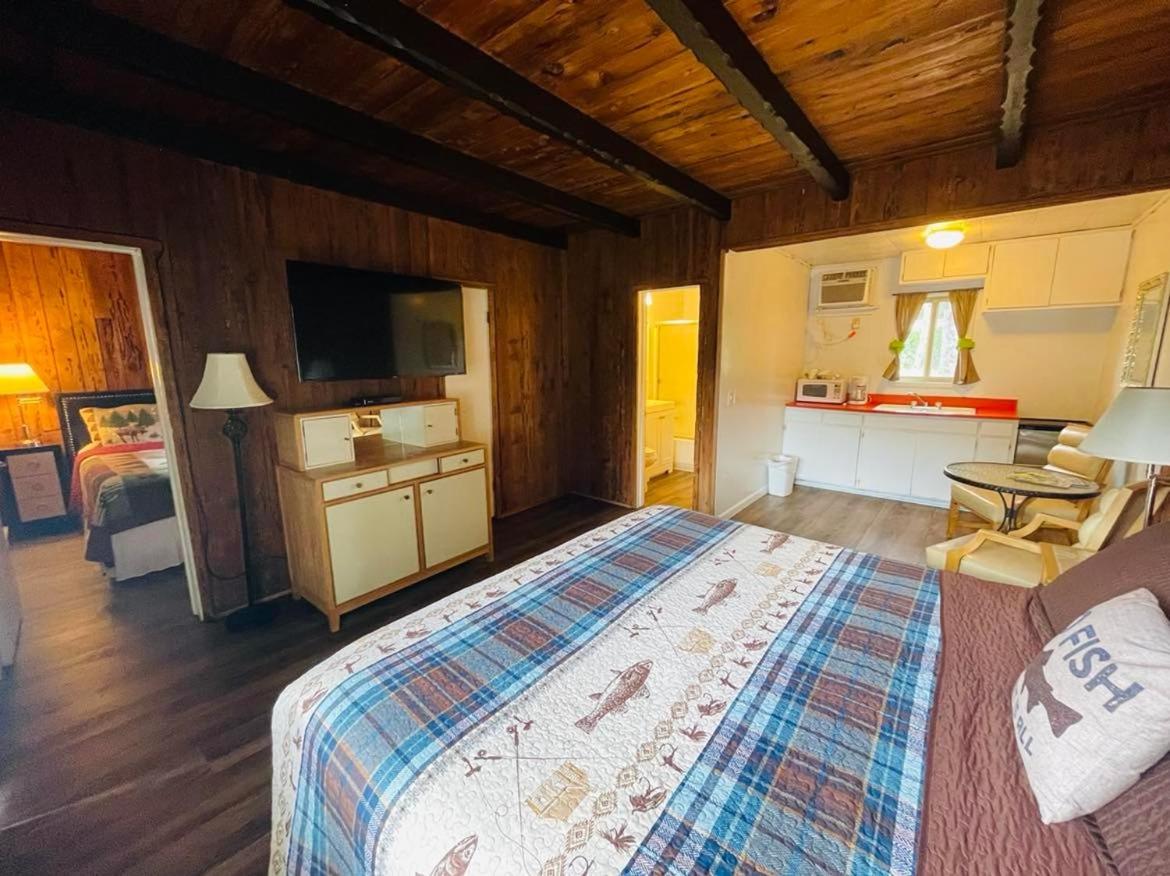 Family Suite - Photo 9