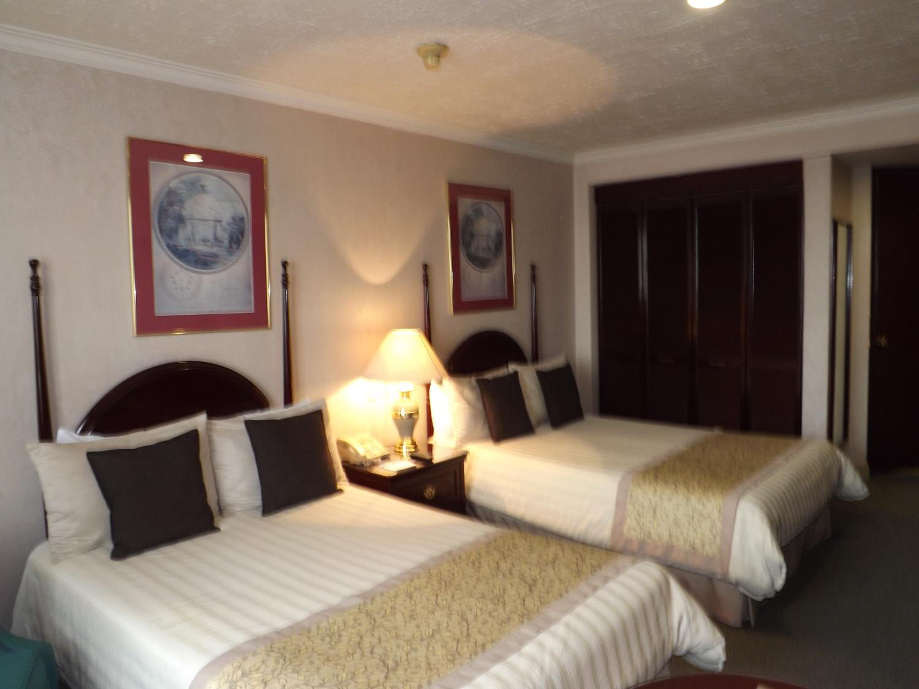 Deluxe Double Room with Two Double Beds photo 1
