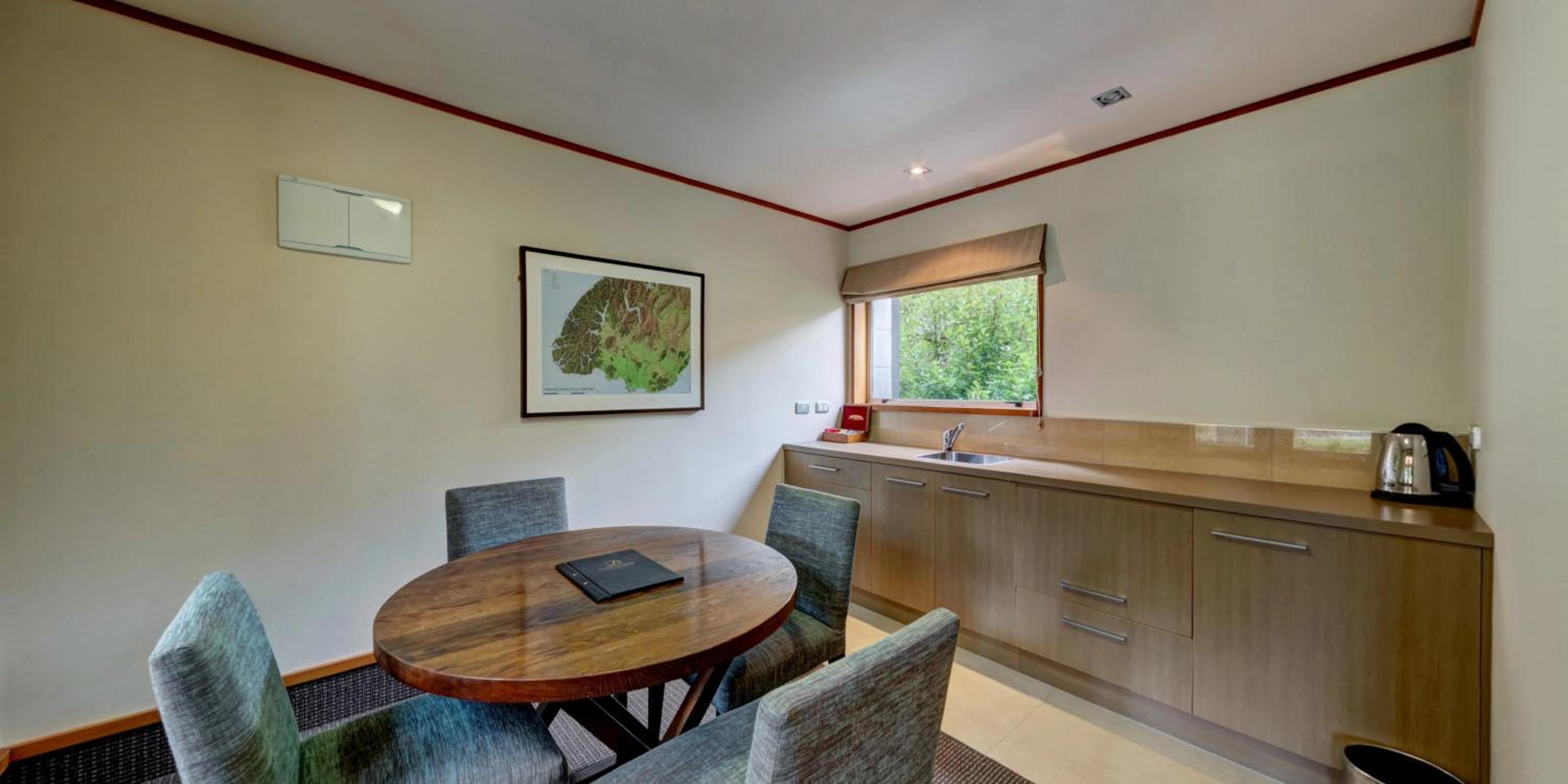 Suite with Garden View - Photo 3
