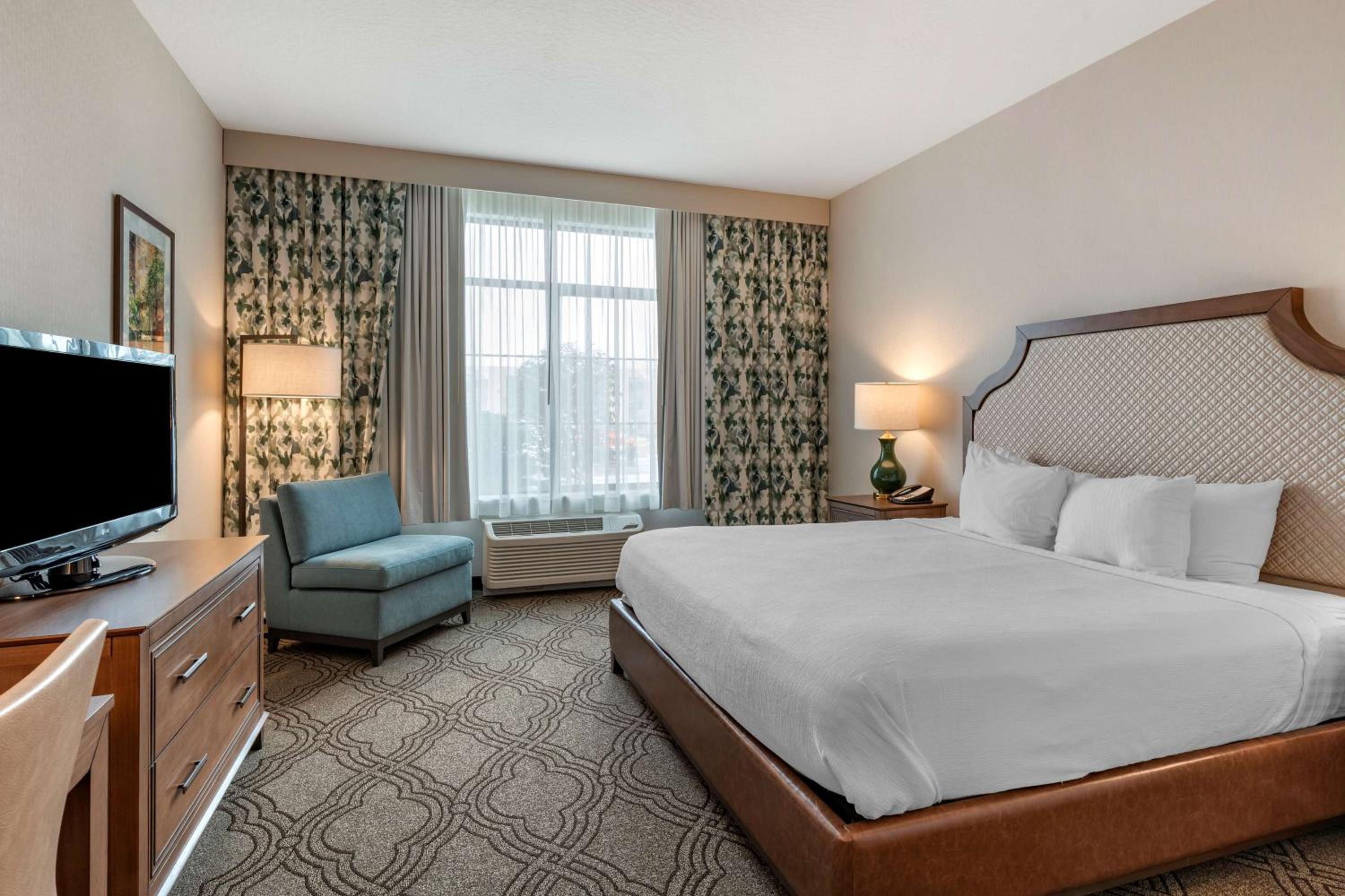 Standard King Room - Photo 1