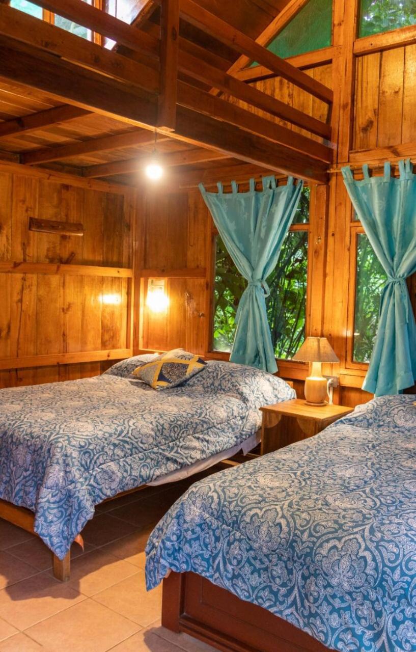 Twin Room with Private Bathroom photo 3