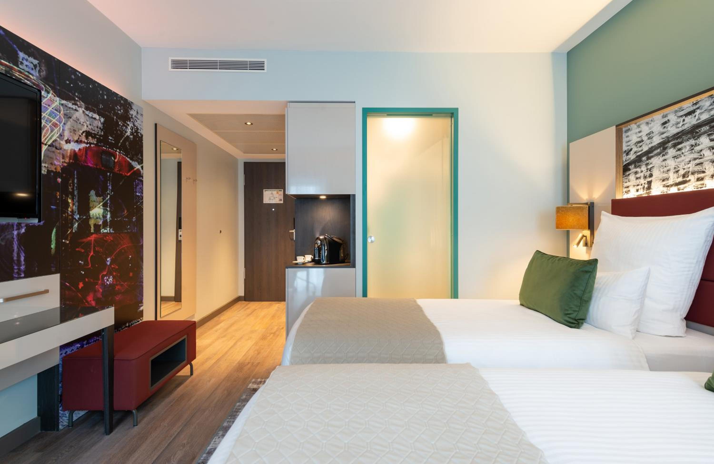 Comfort Twin Room - Photo 2