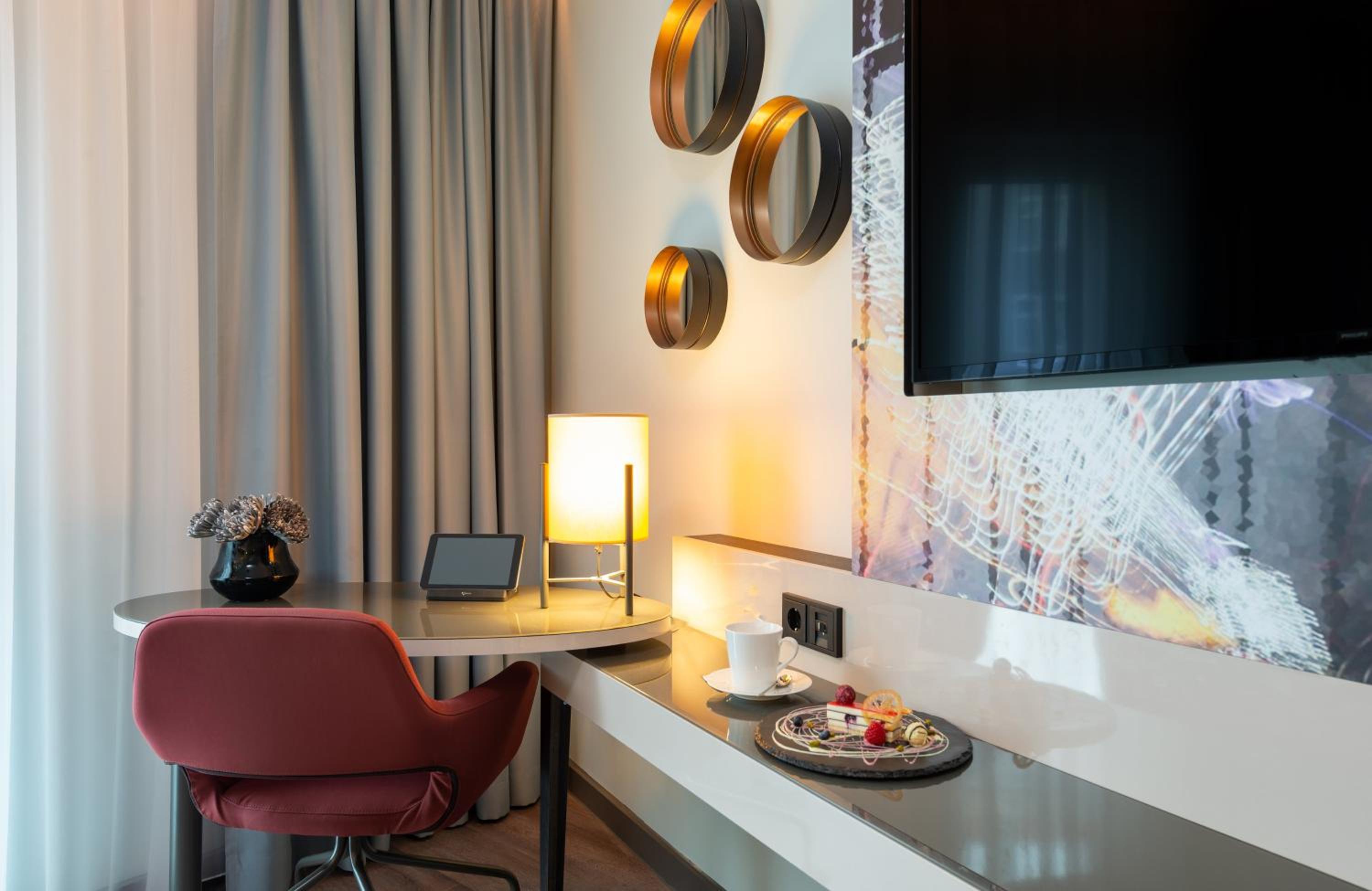 Deluxe Quadruple Room - Photo 6