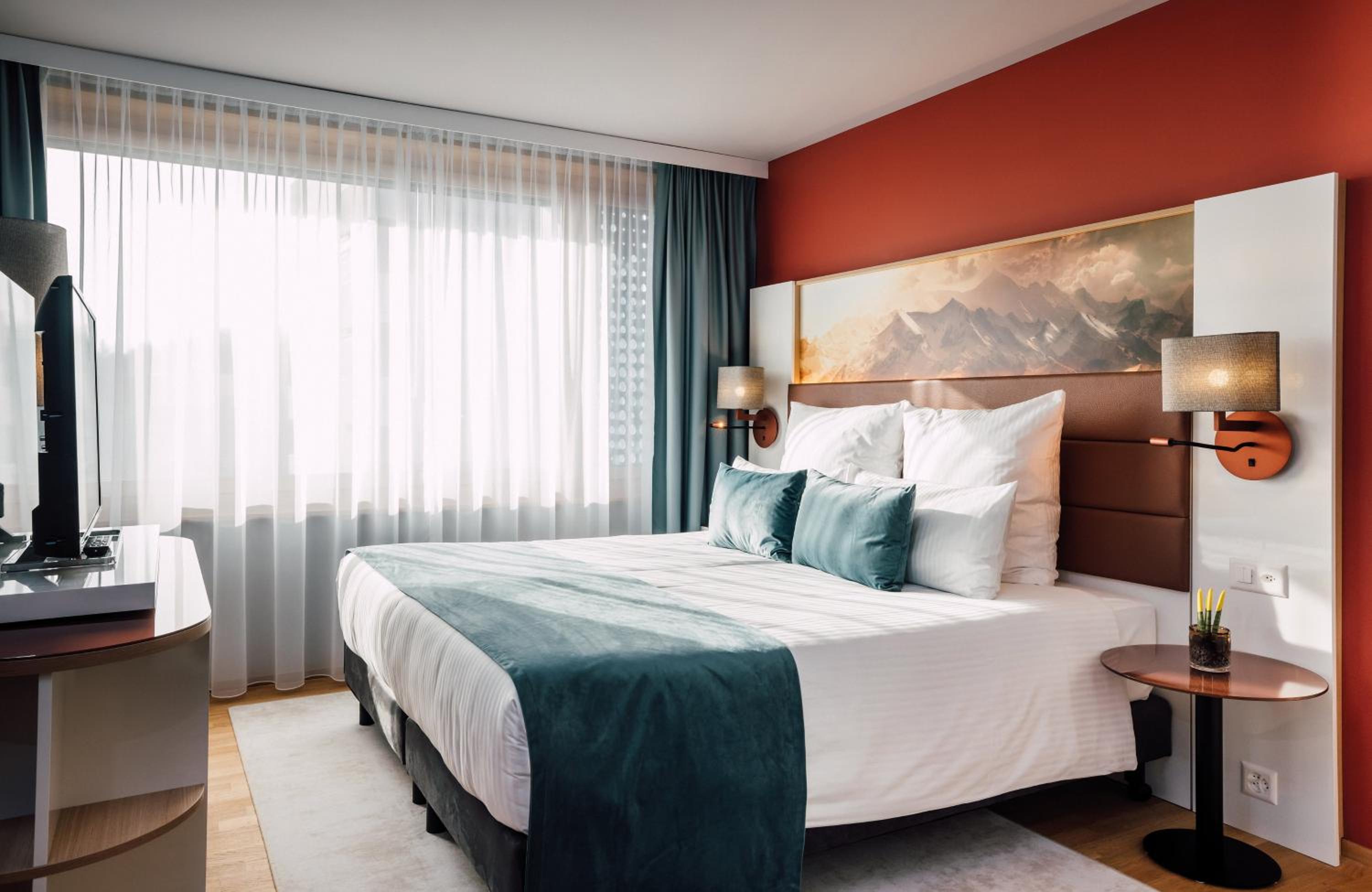 Deluxe Double or Twin Room - Photo 8