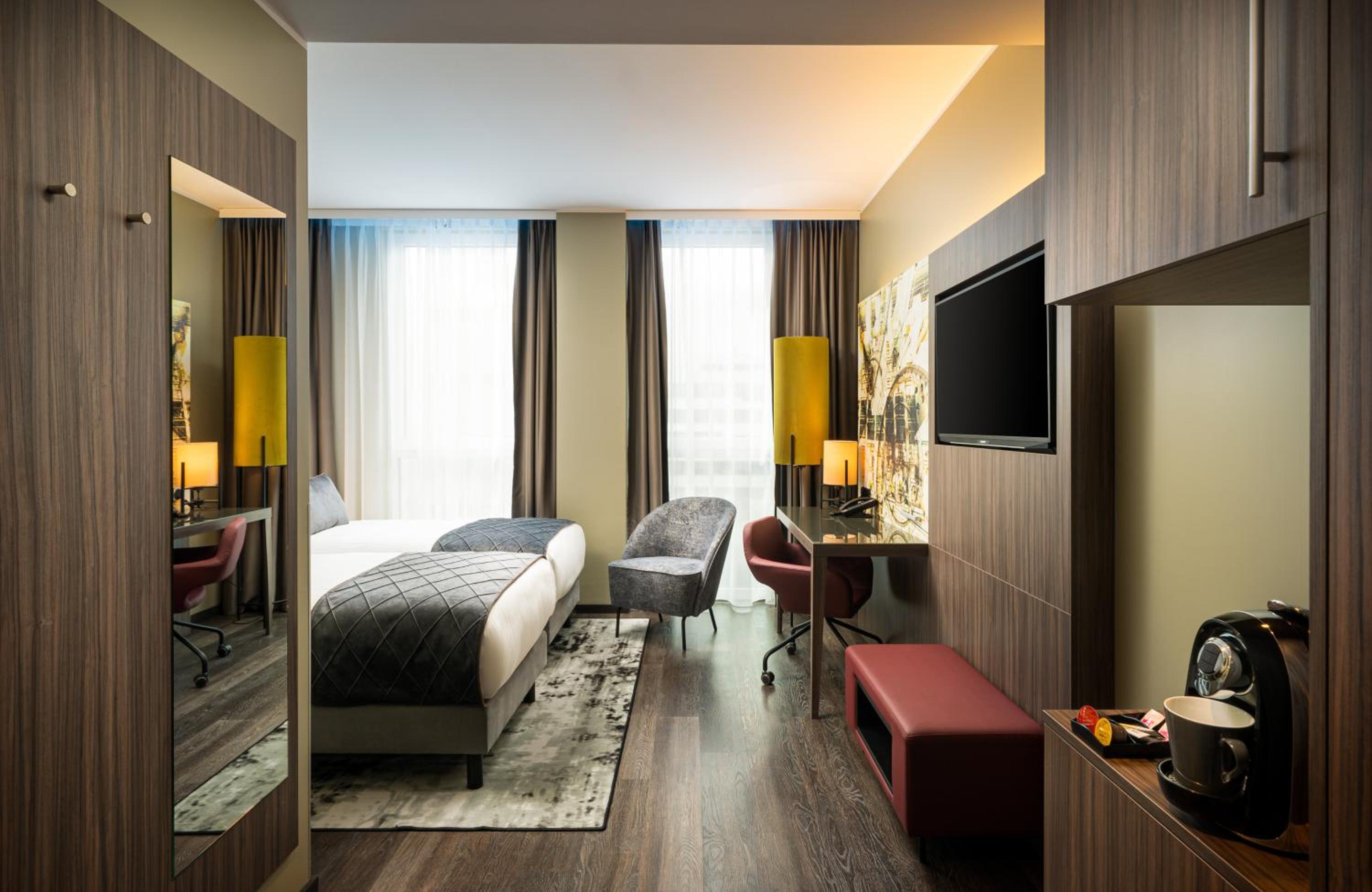 Comfort Twin Room - Photo 2