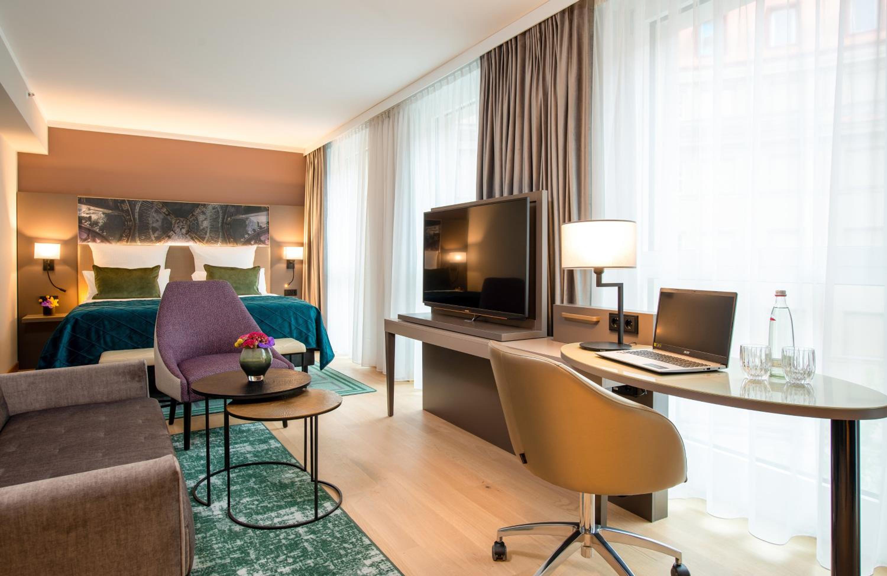 Deluxe Double or Twin Room - Photo 2