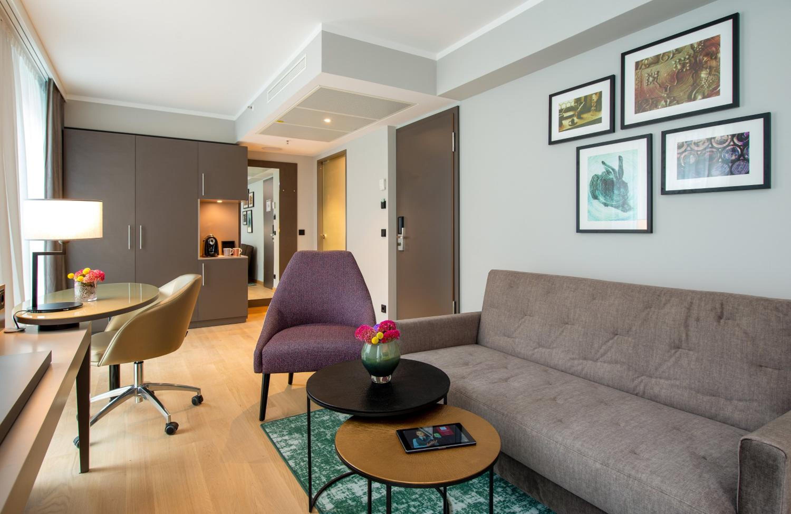Deluxe Double or Twin Room - Photo 3