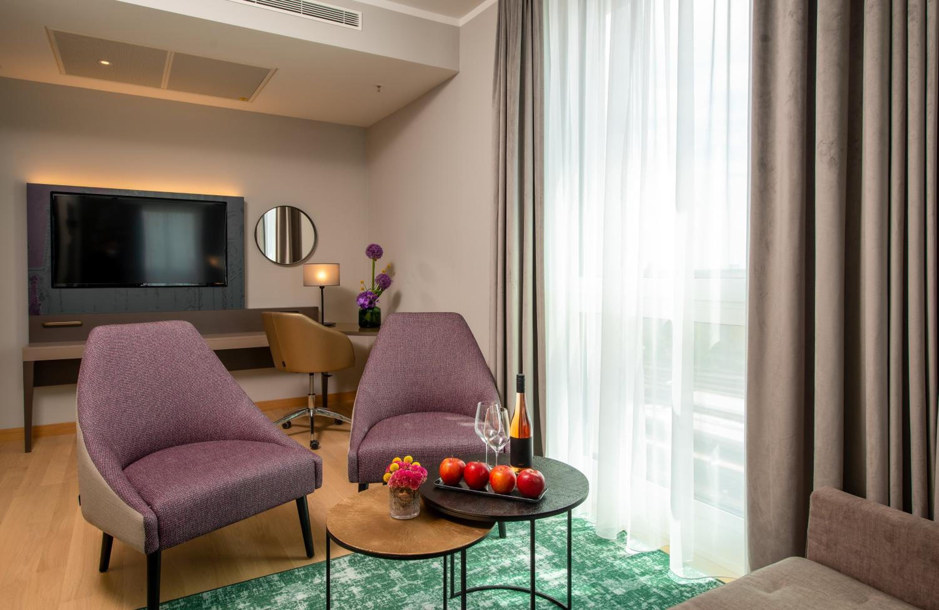 Junior Suite - Photo 1