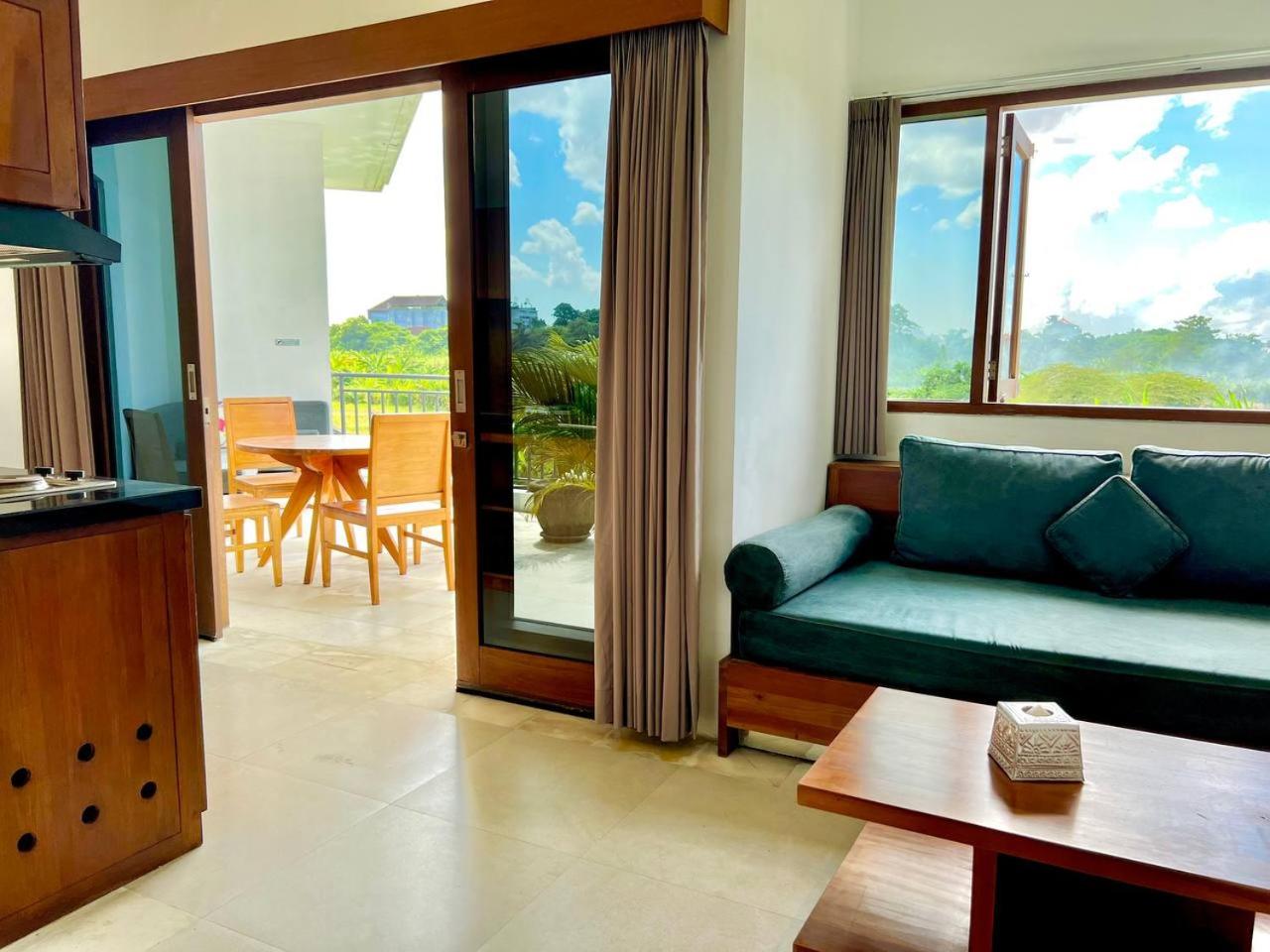 Two-Bedroom Suite - Photo 3