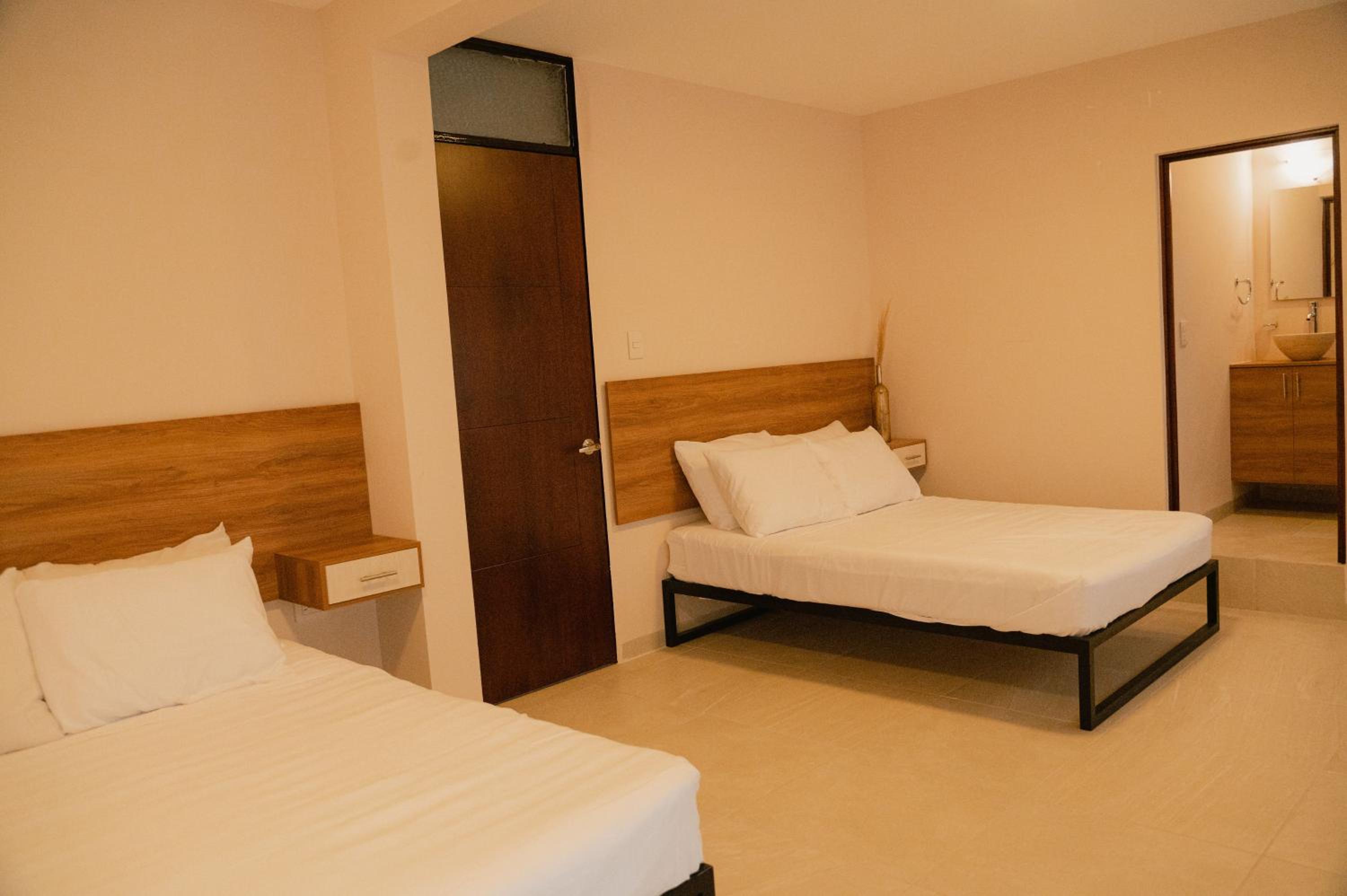 Twin Room with City View - Photo 38