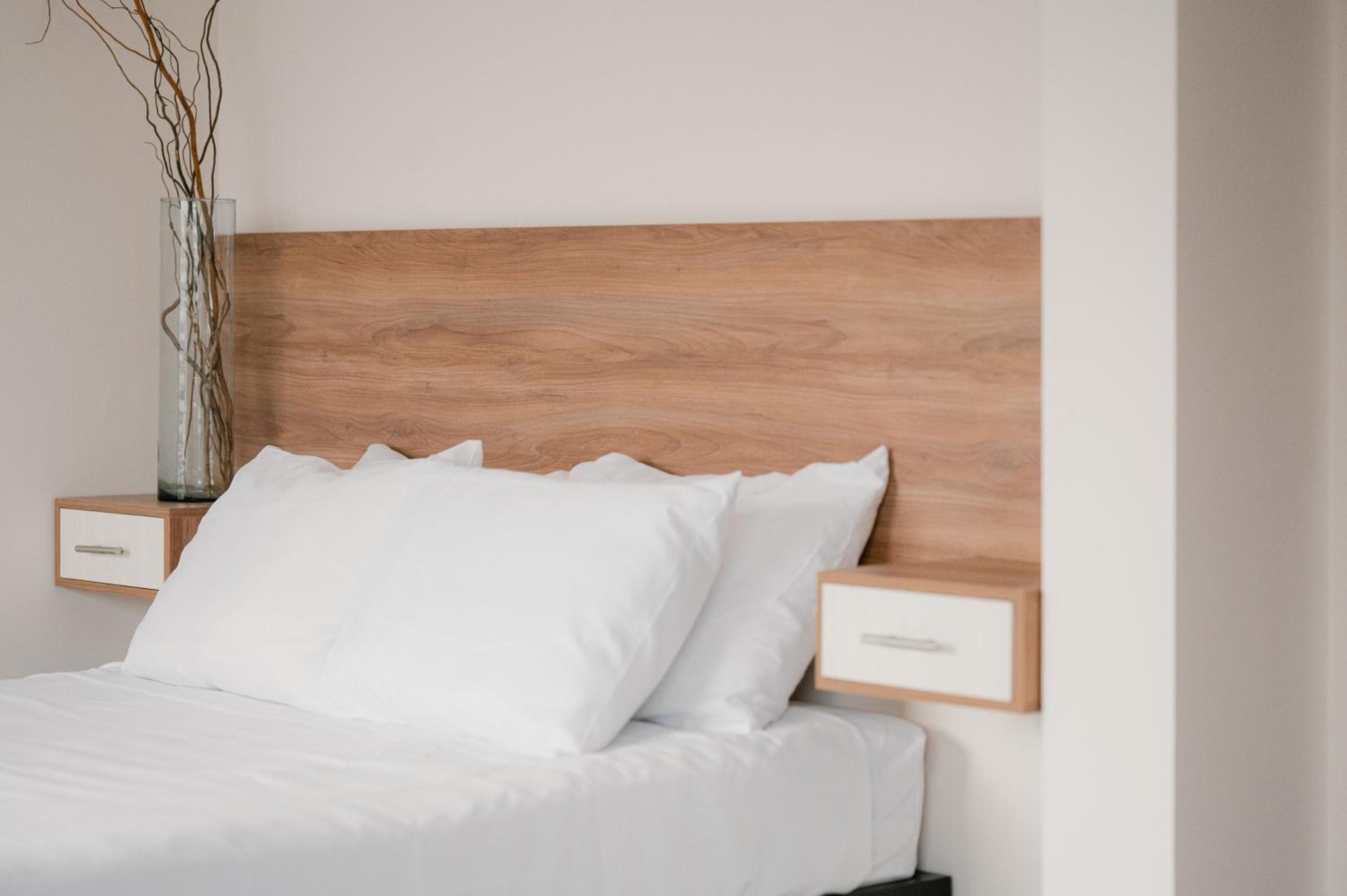 Twin Room with City View - Photo 39