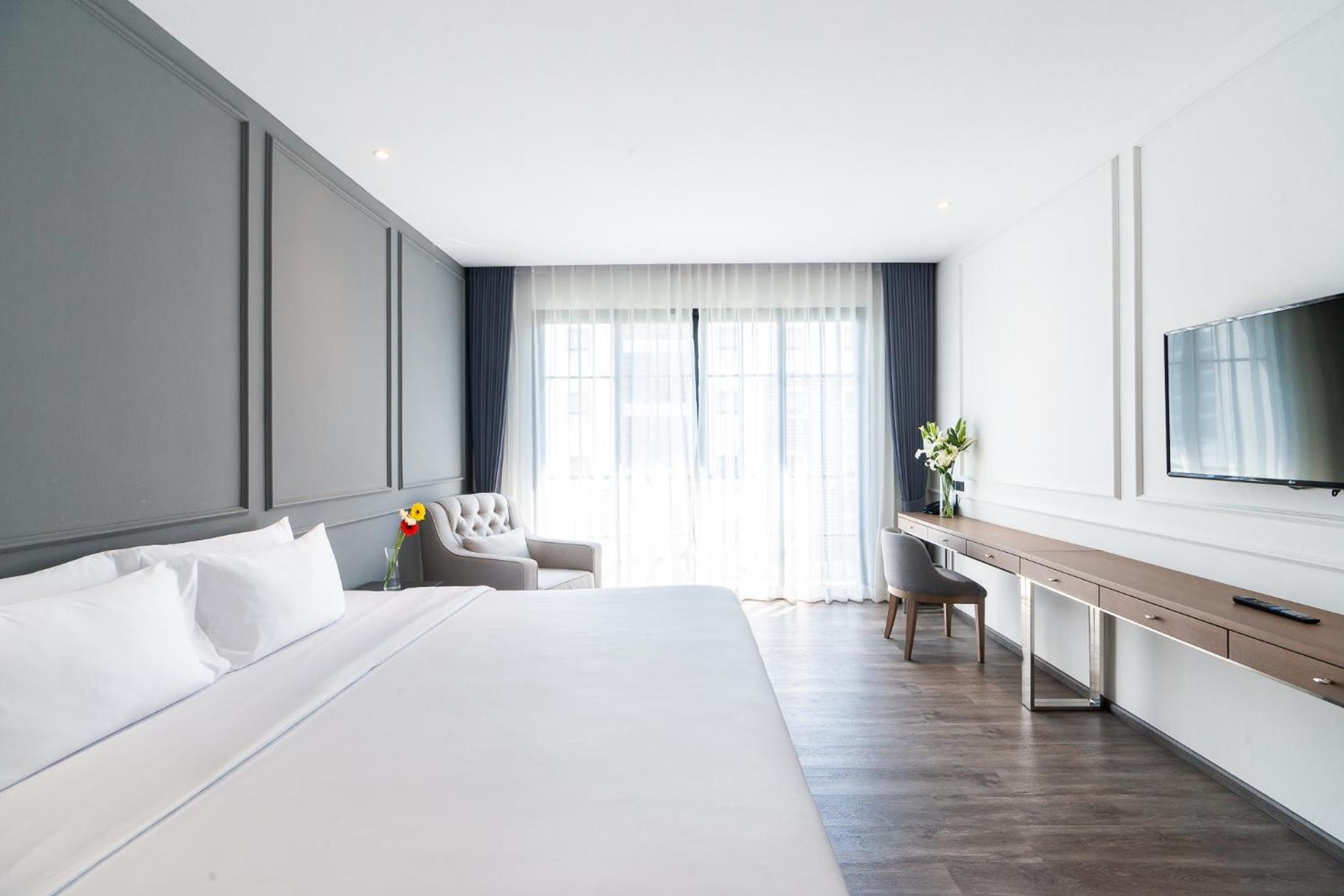 Deluxe Double Room - Photo 17