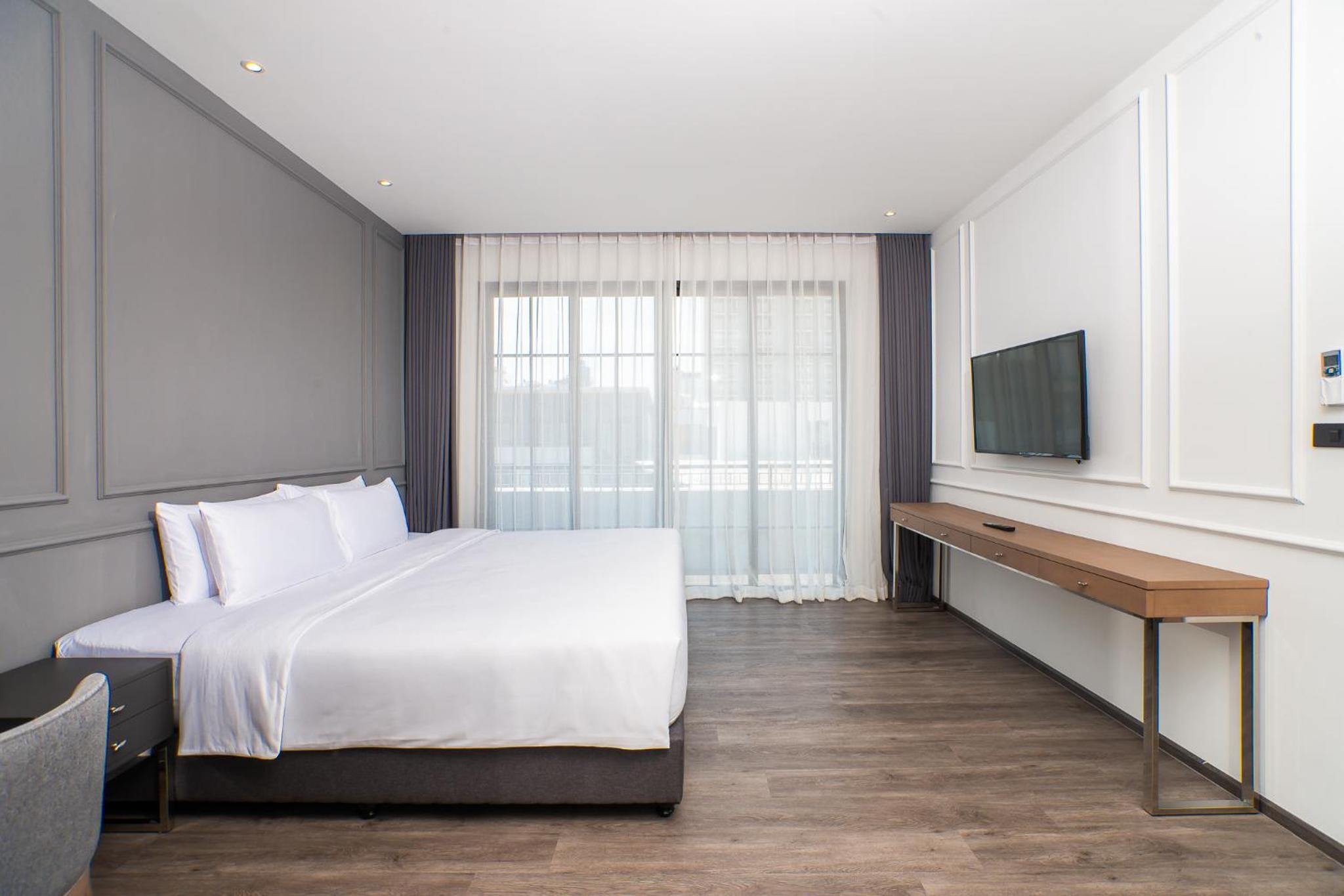 Deluxe Double Room - Photo 18