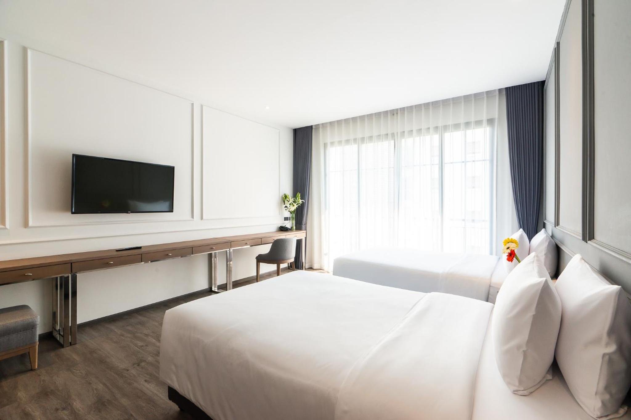 Deluxe Twin Room - Photo 13