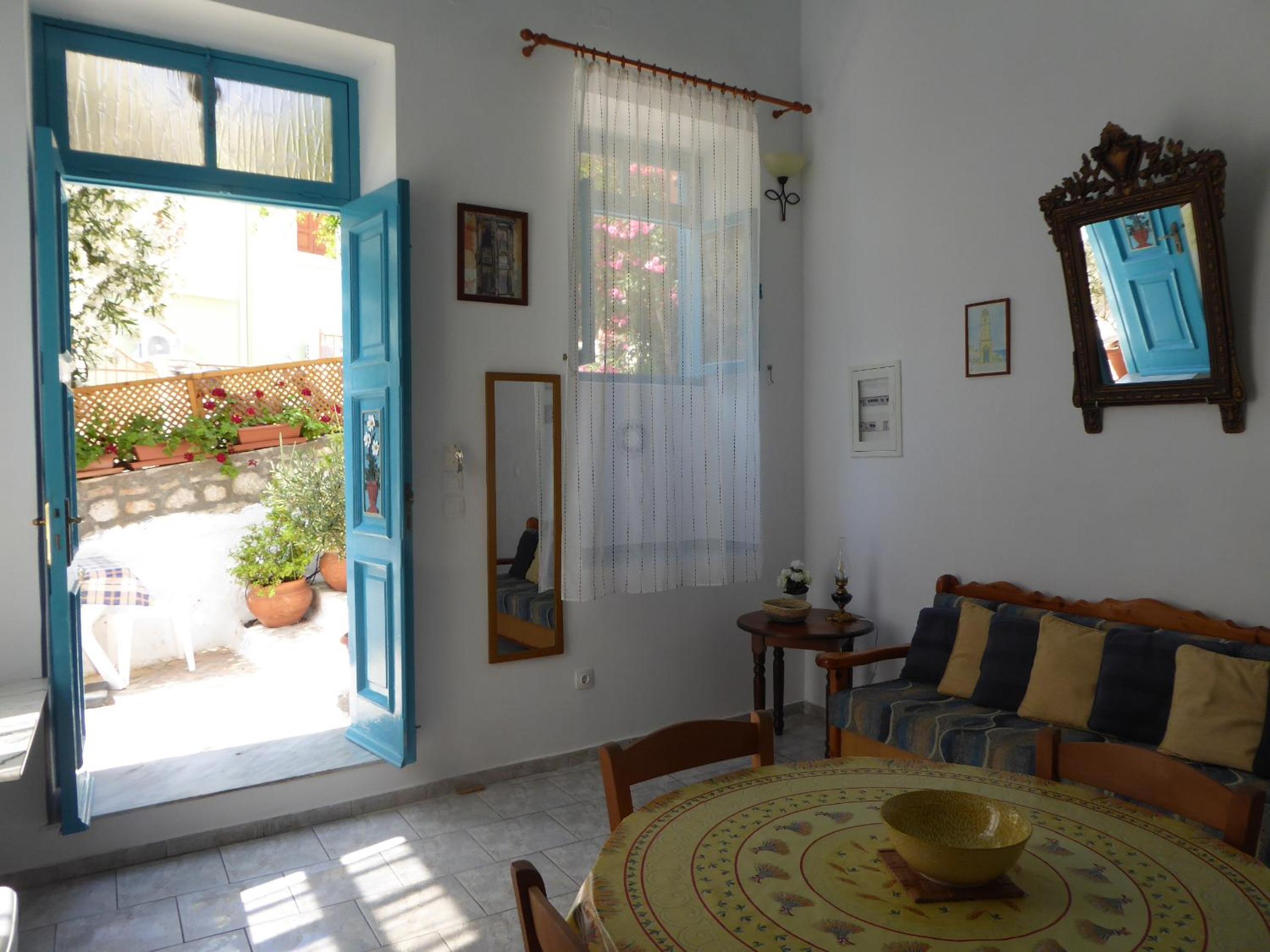 Apartment - Split Level photo 3