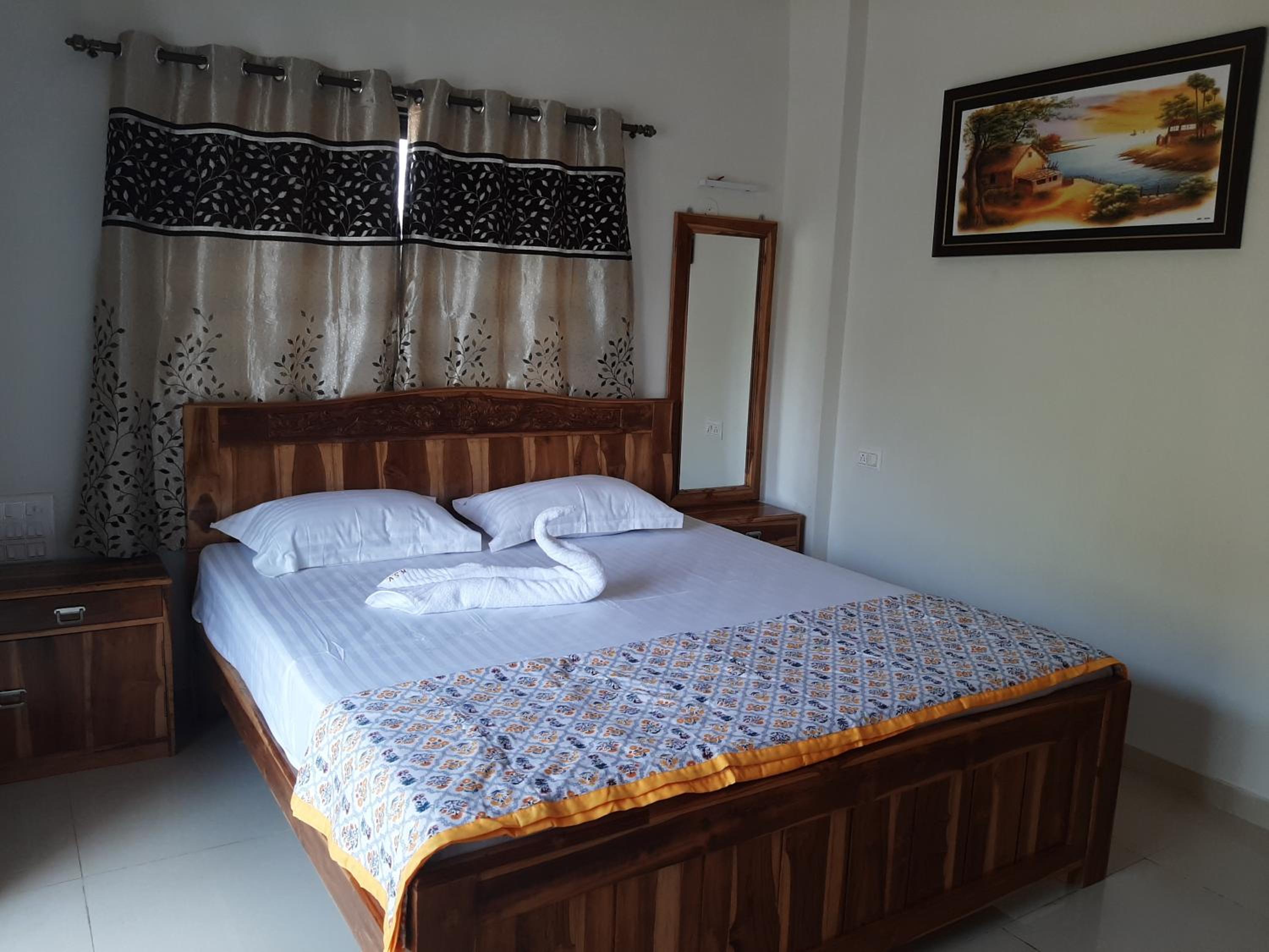 Deluxe Room - Photo 5
