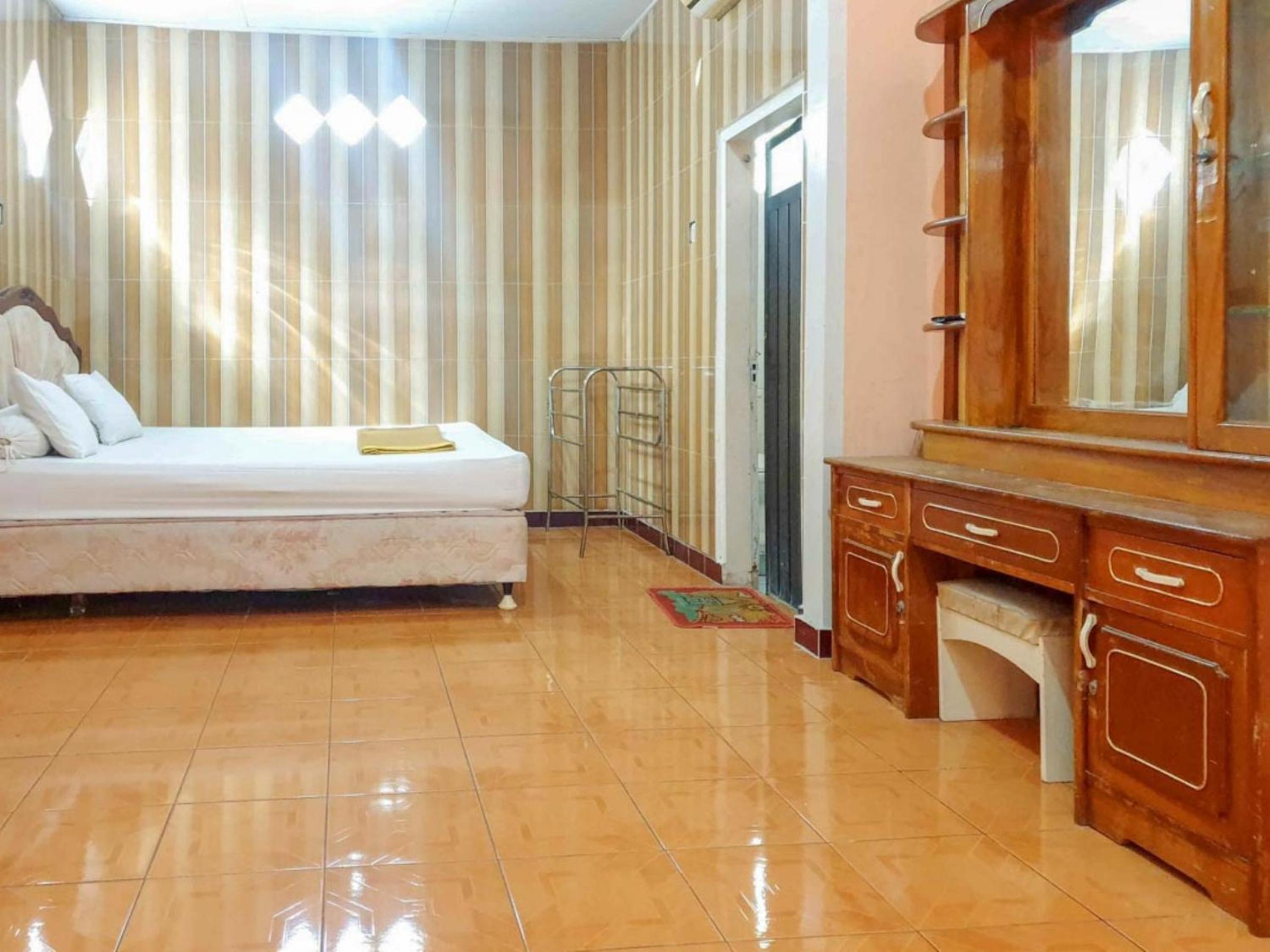 Deluxe Double Room photo 2