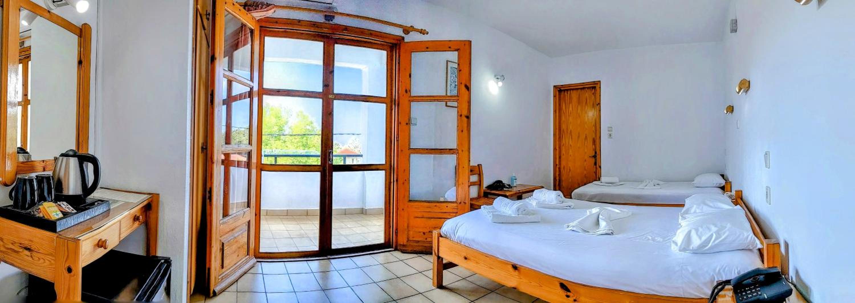 Triple Room