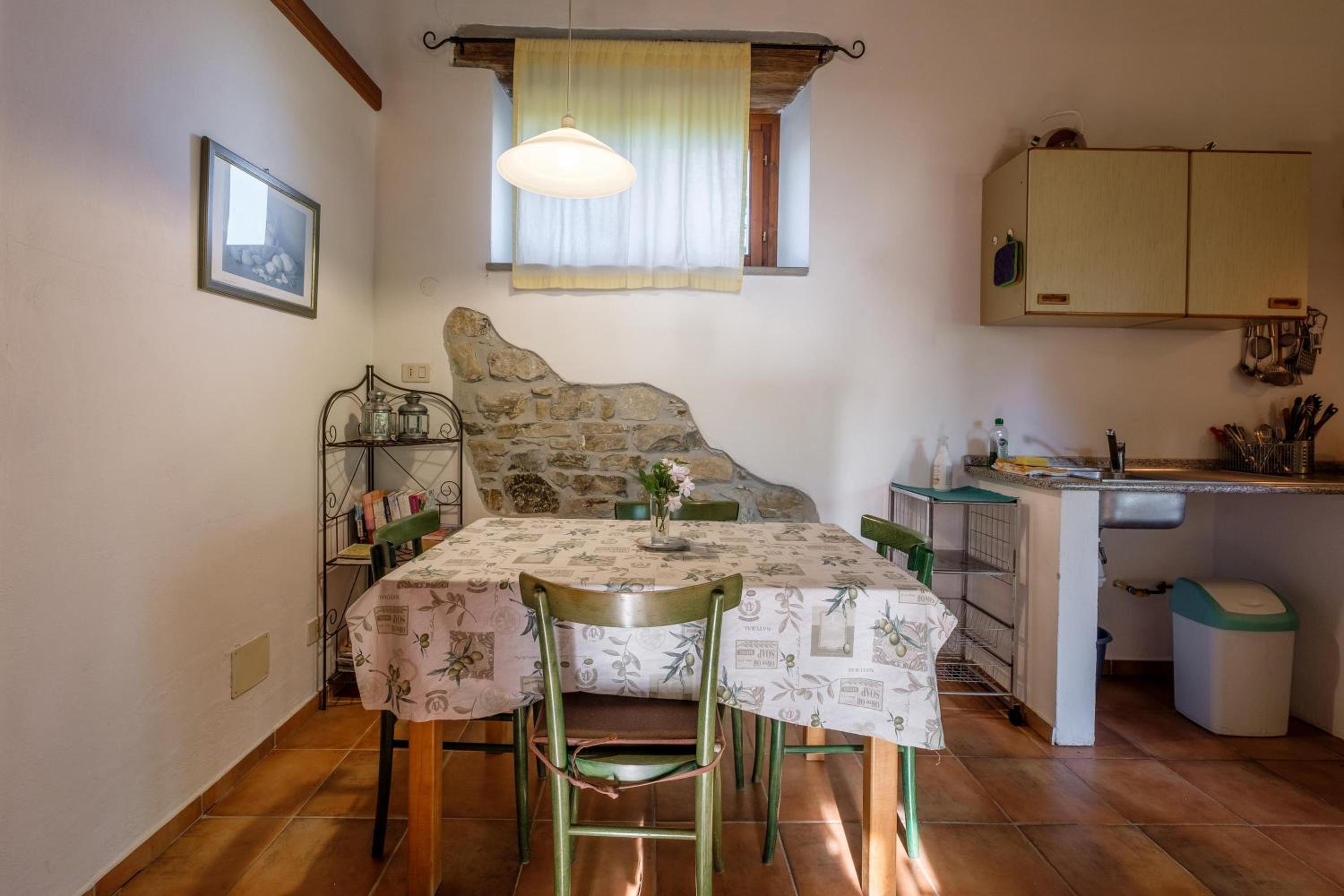 Two-Bedroom Deluxe Apartment with Garden View photo 3