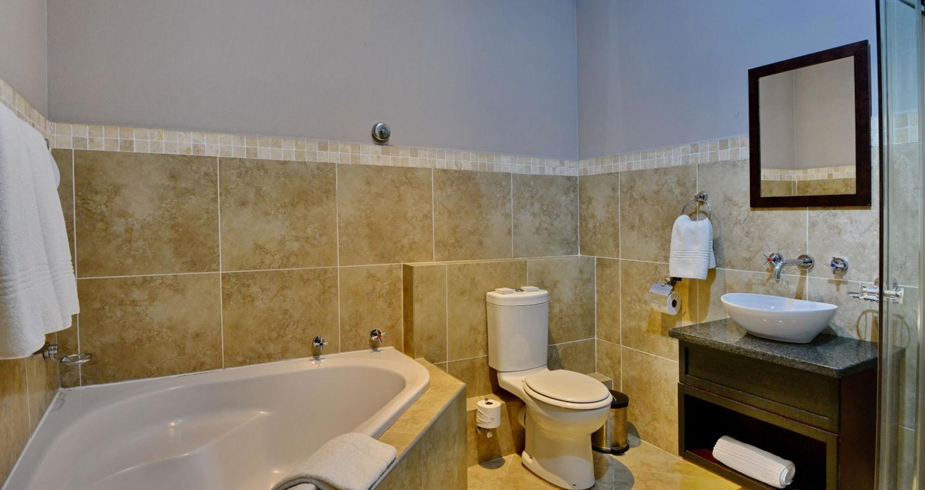 Standard Room - Photo 9