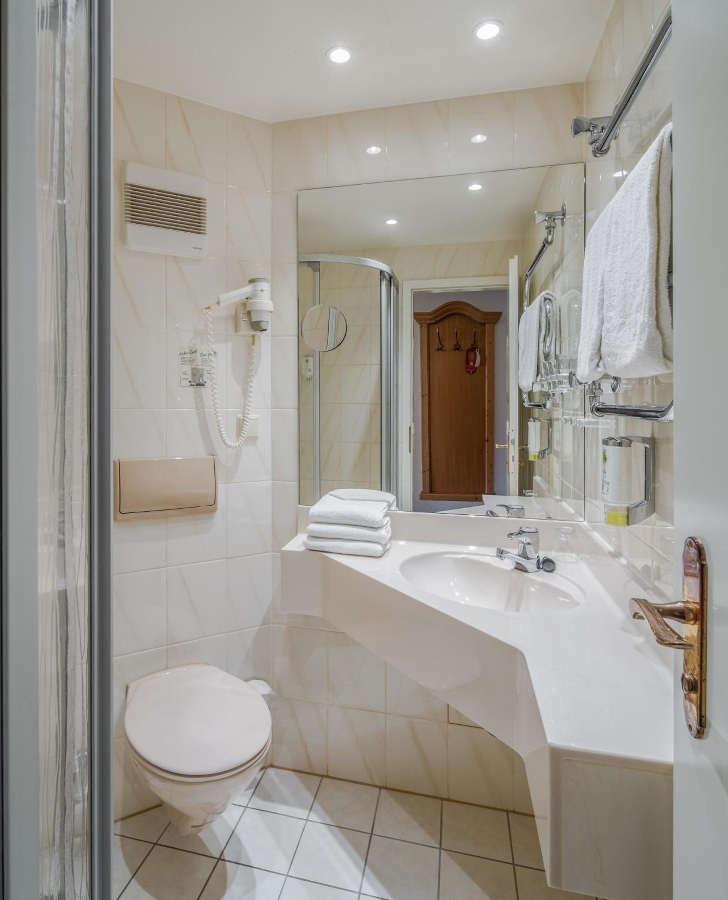 Single Room photo 2