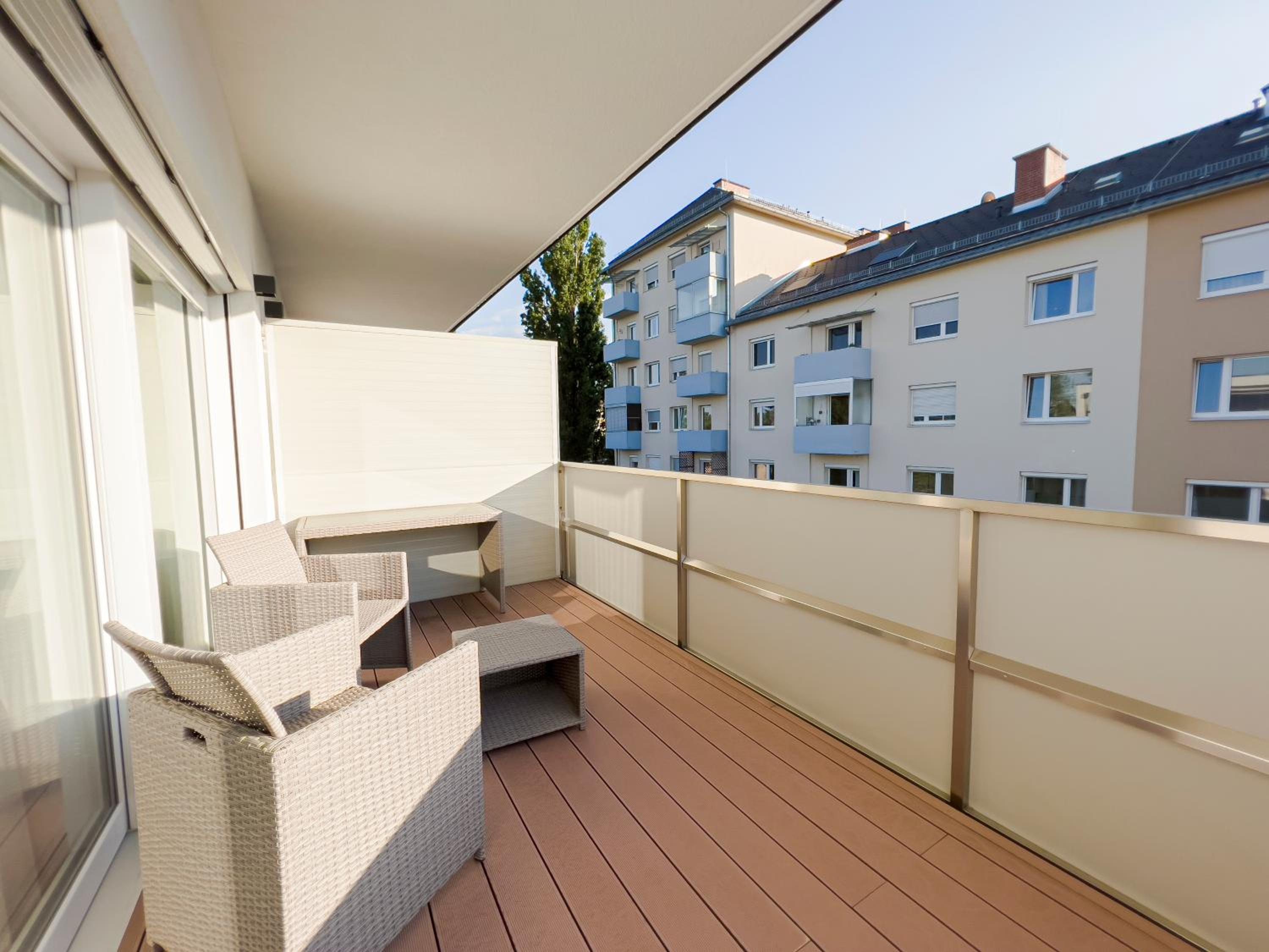 Apartment with Balcony photo 2