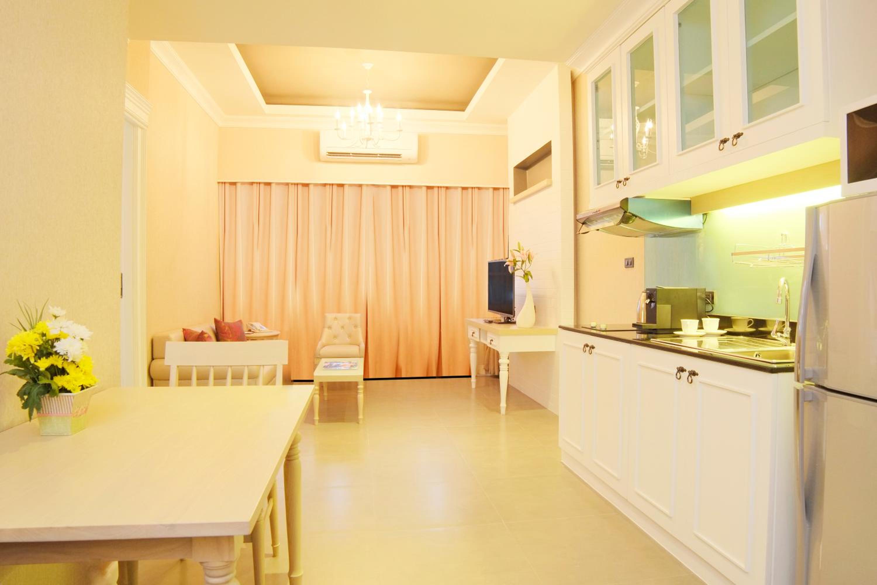 Executive Suite photo 3