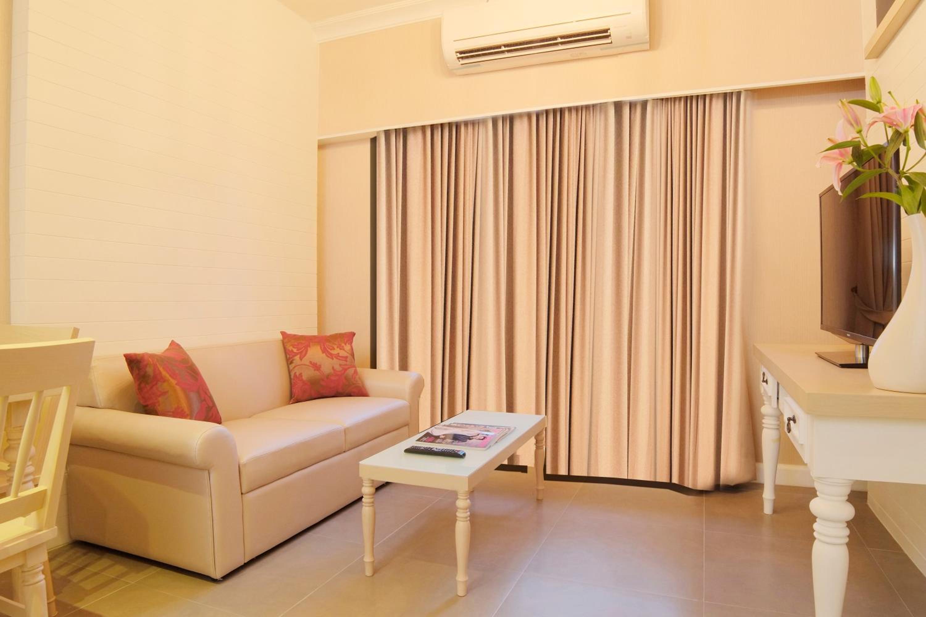 Executive Suite photo 2