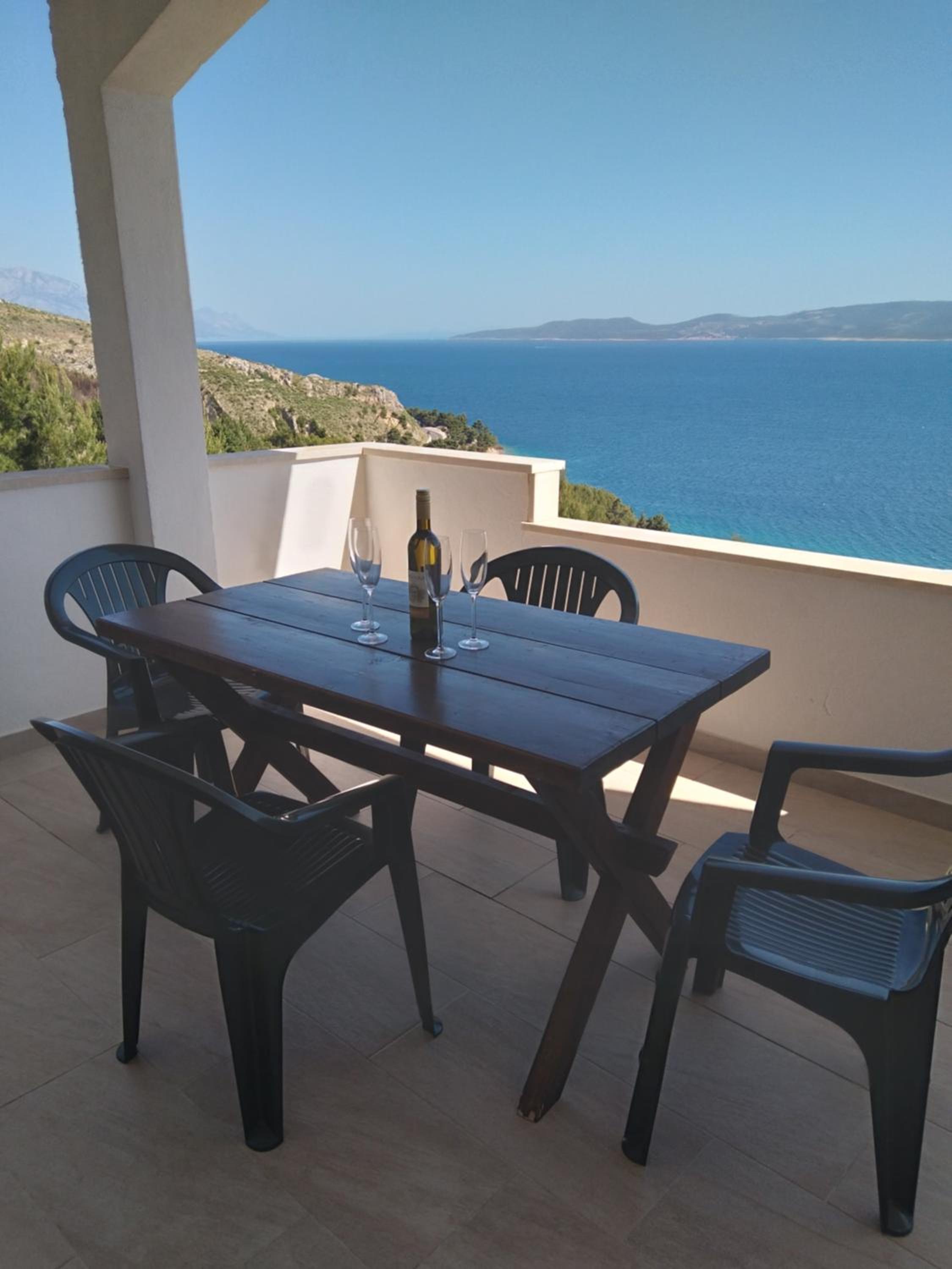 Apartment with Terrace and Sea View photo 1