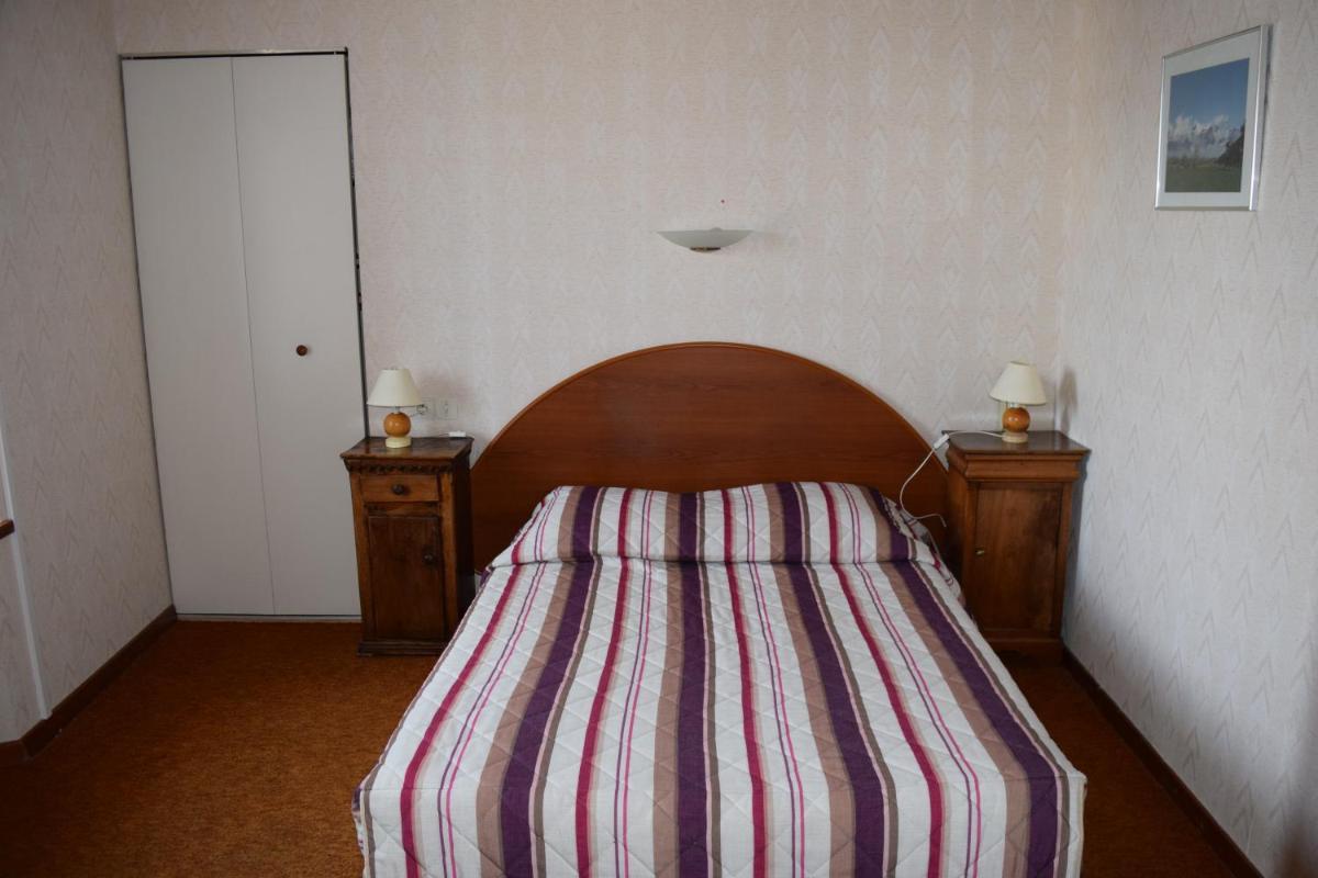 Small Double Room - Photo 2