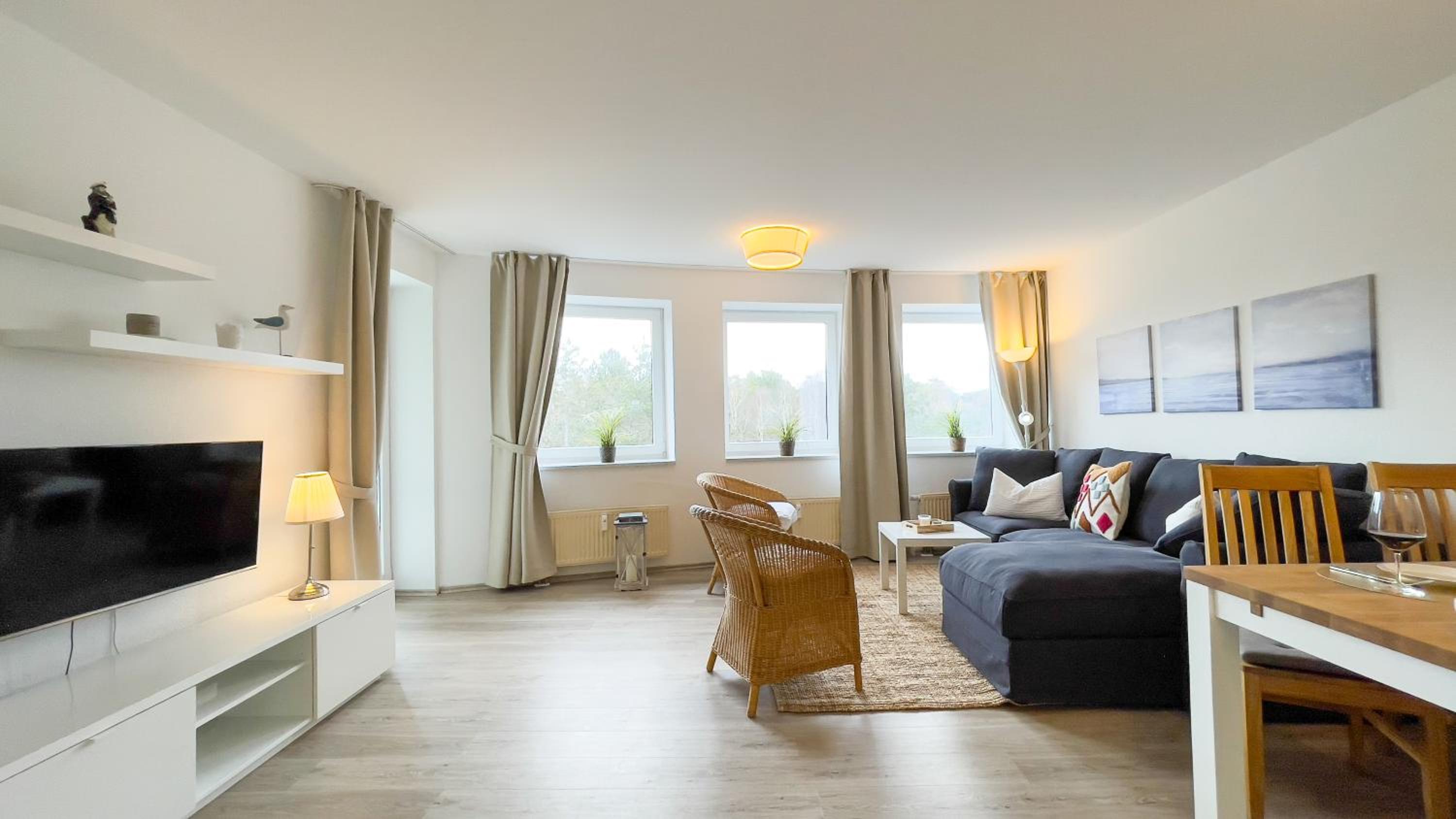 Apartment with Sea View - Photo 13