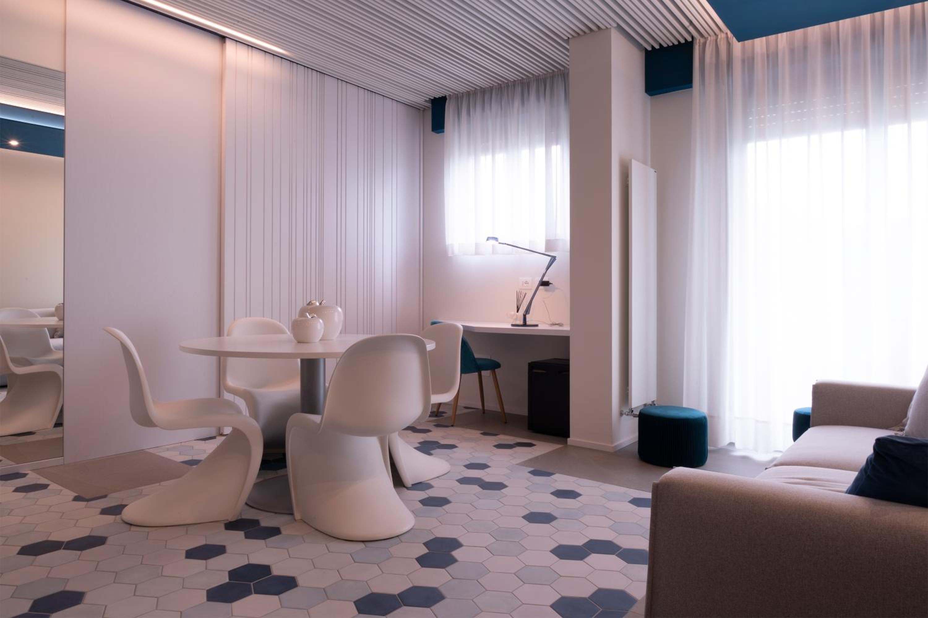 Two-Bedroom Suite - Photo 1