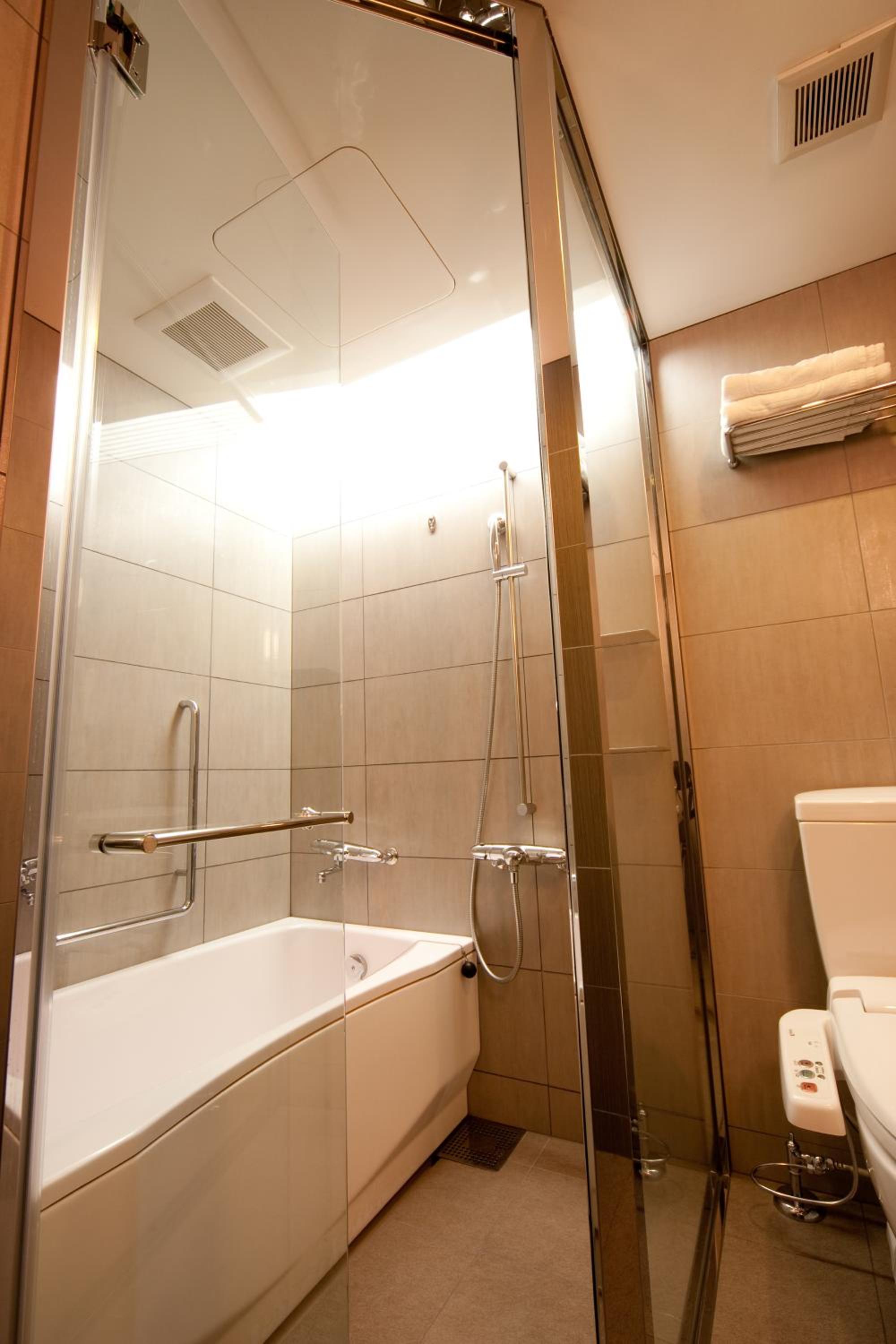 Premier Twin Room photo 3