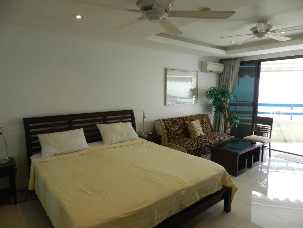 Studio Apartment with Sea View photo 2