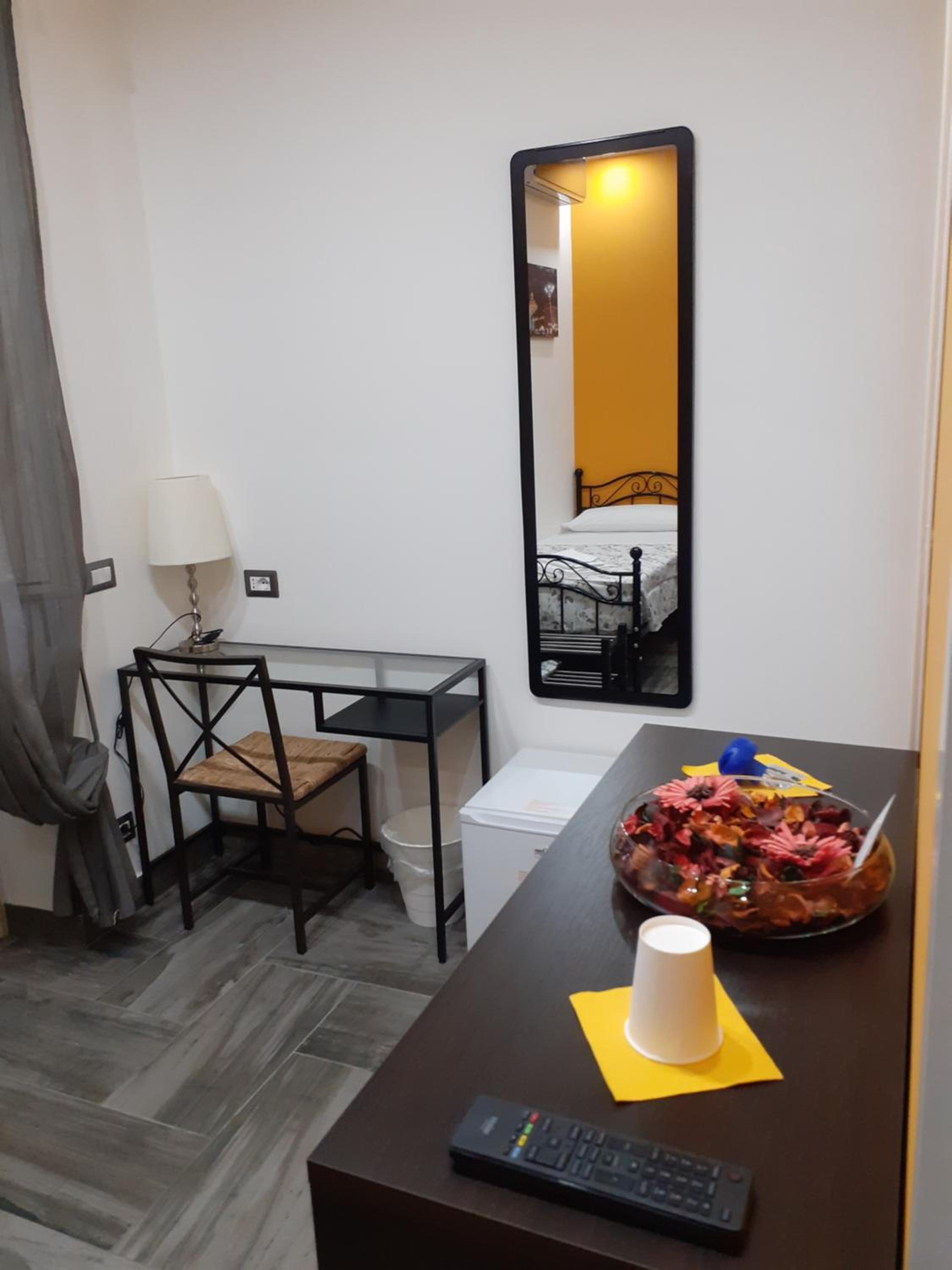 Single Room - Disability Access photo 2