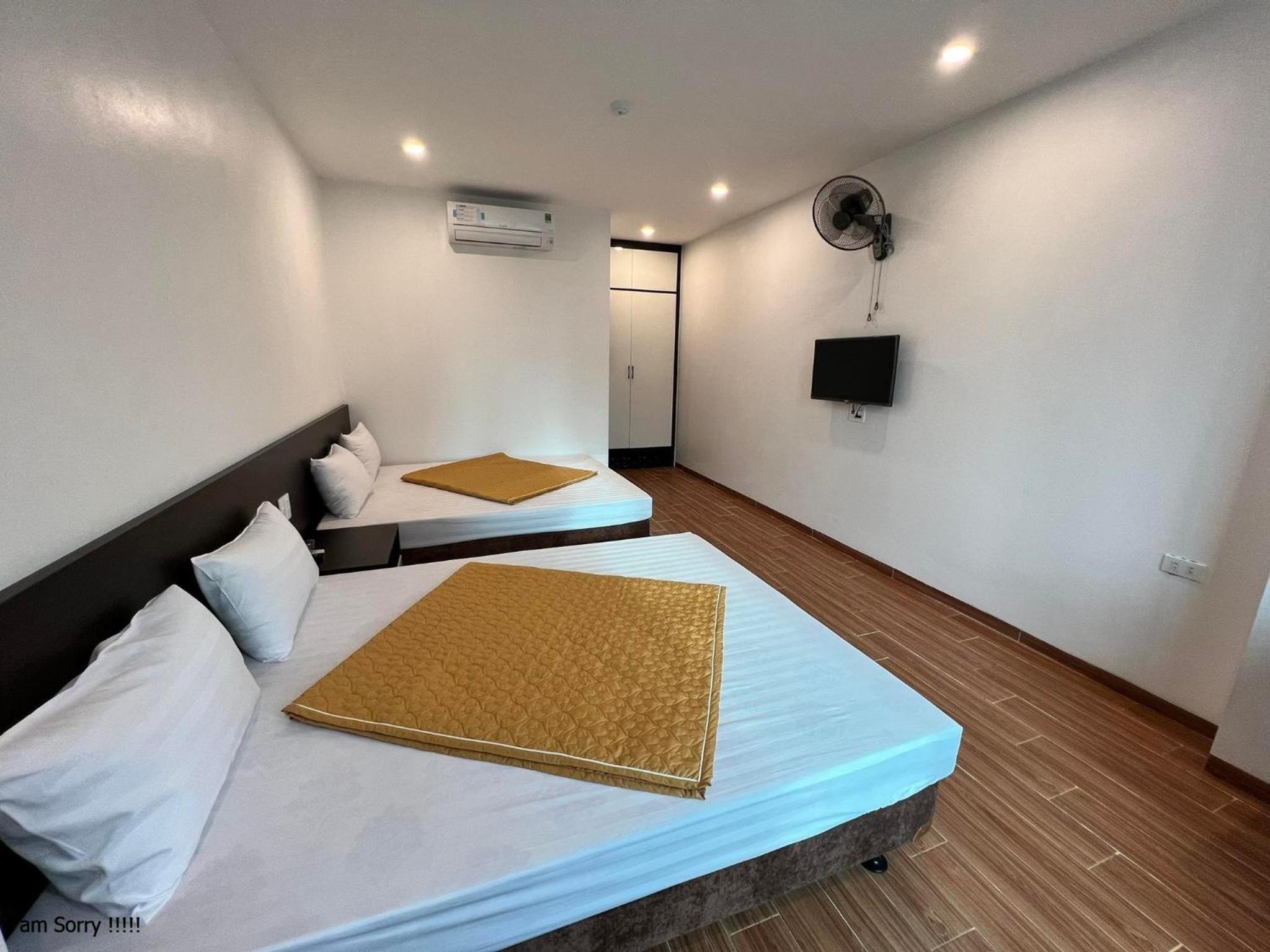 Double Room With Two Double Beds photo 1