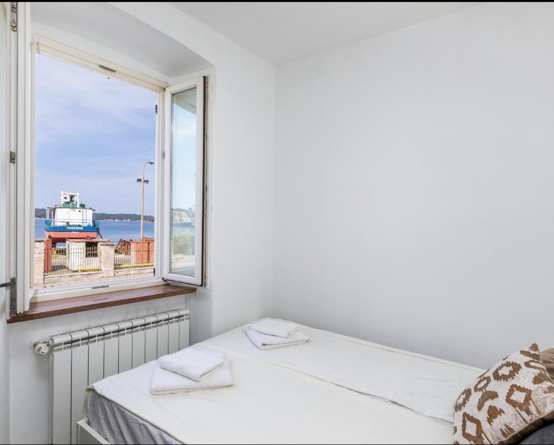 Three-Bedroom Apartment - Photo 32