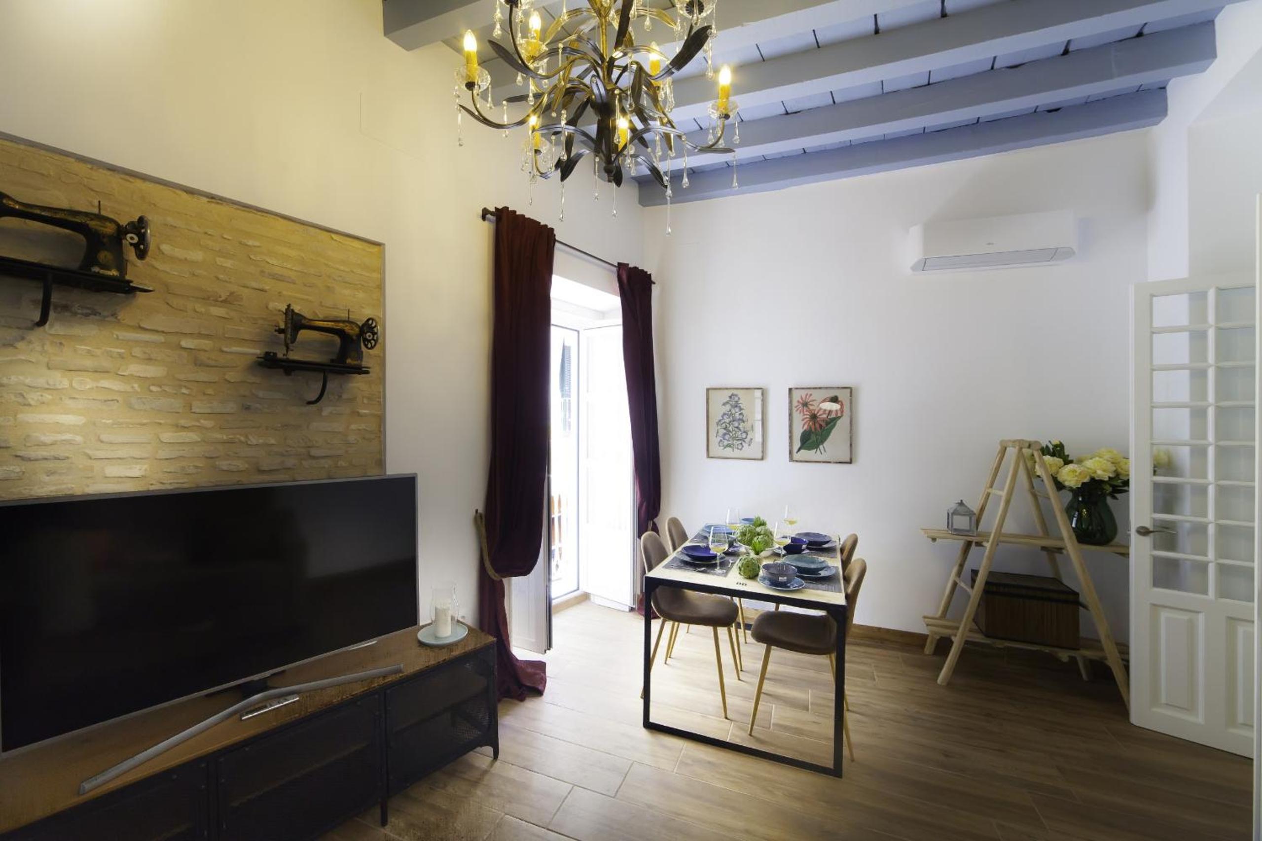 Ático Dúplex con 2 Terrazas Privadas