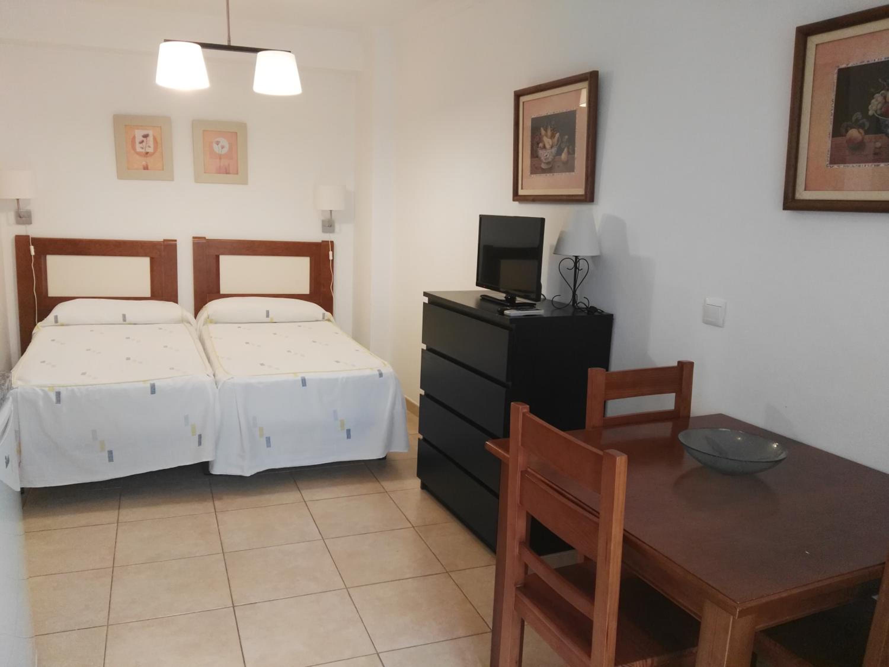 Studio Apartment photo 2