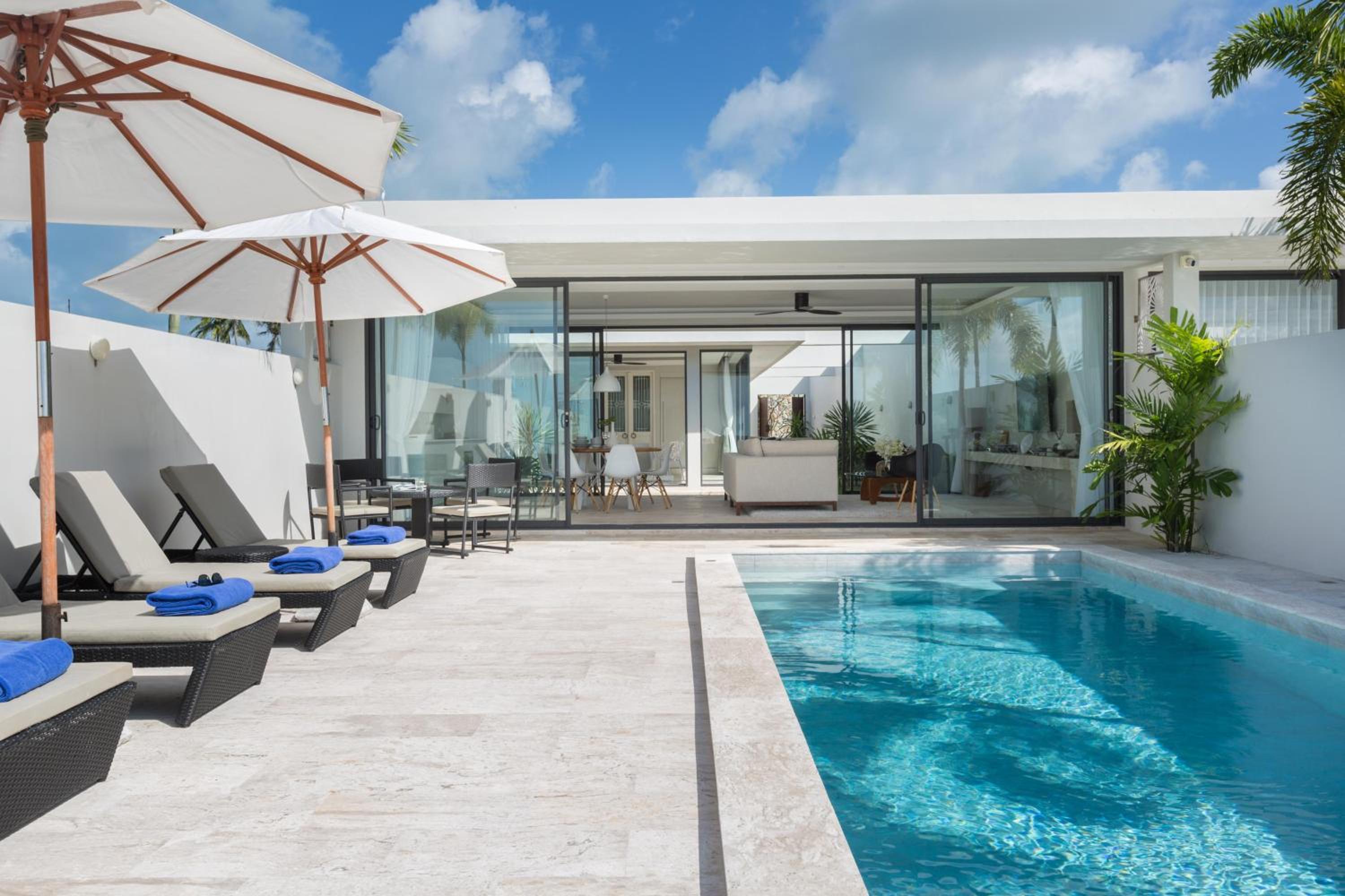 Two-Bedroom Beachfront Villa with Private Pool - Photo 2