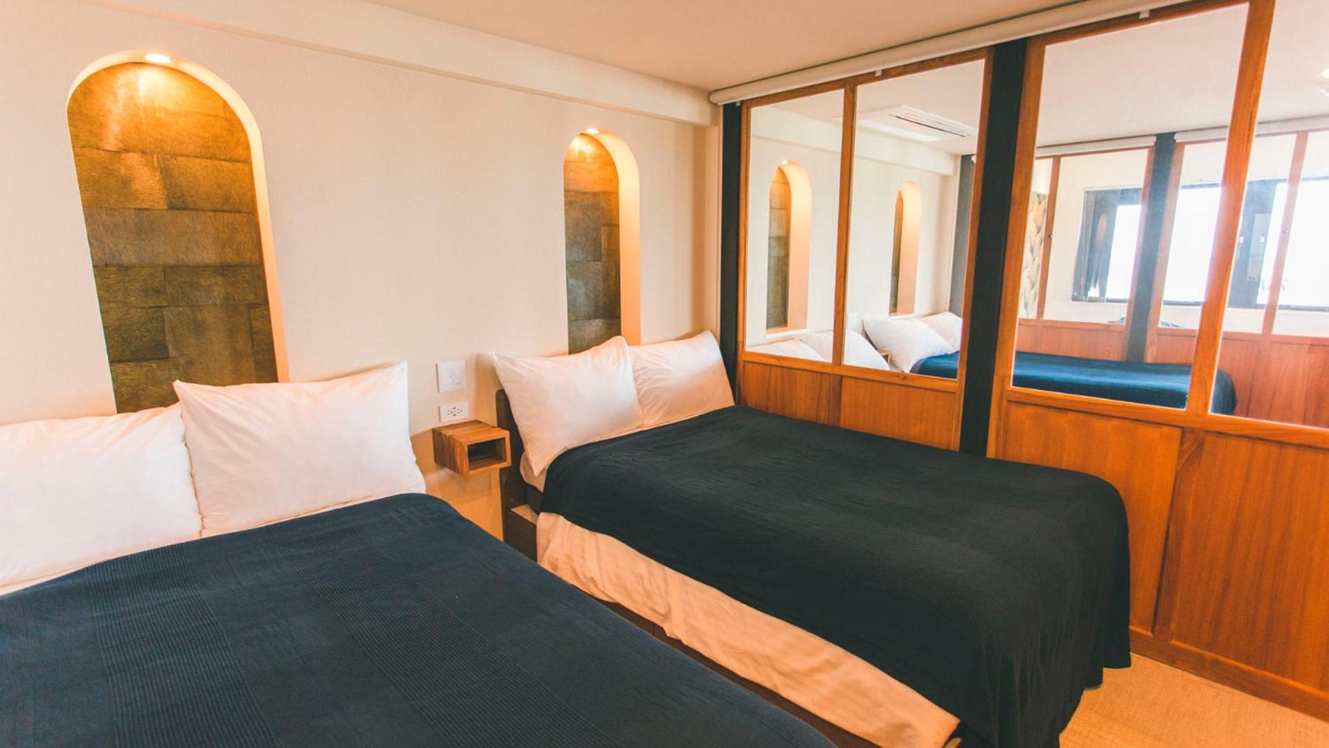 King Suite - Photo 31